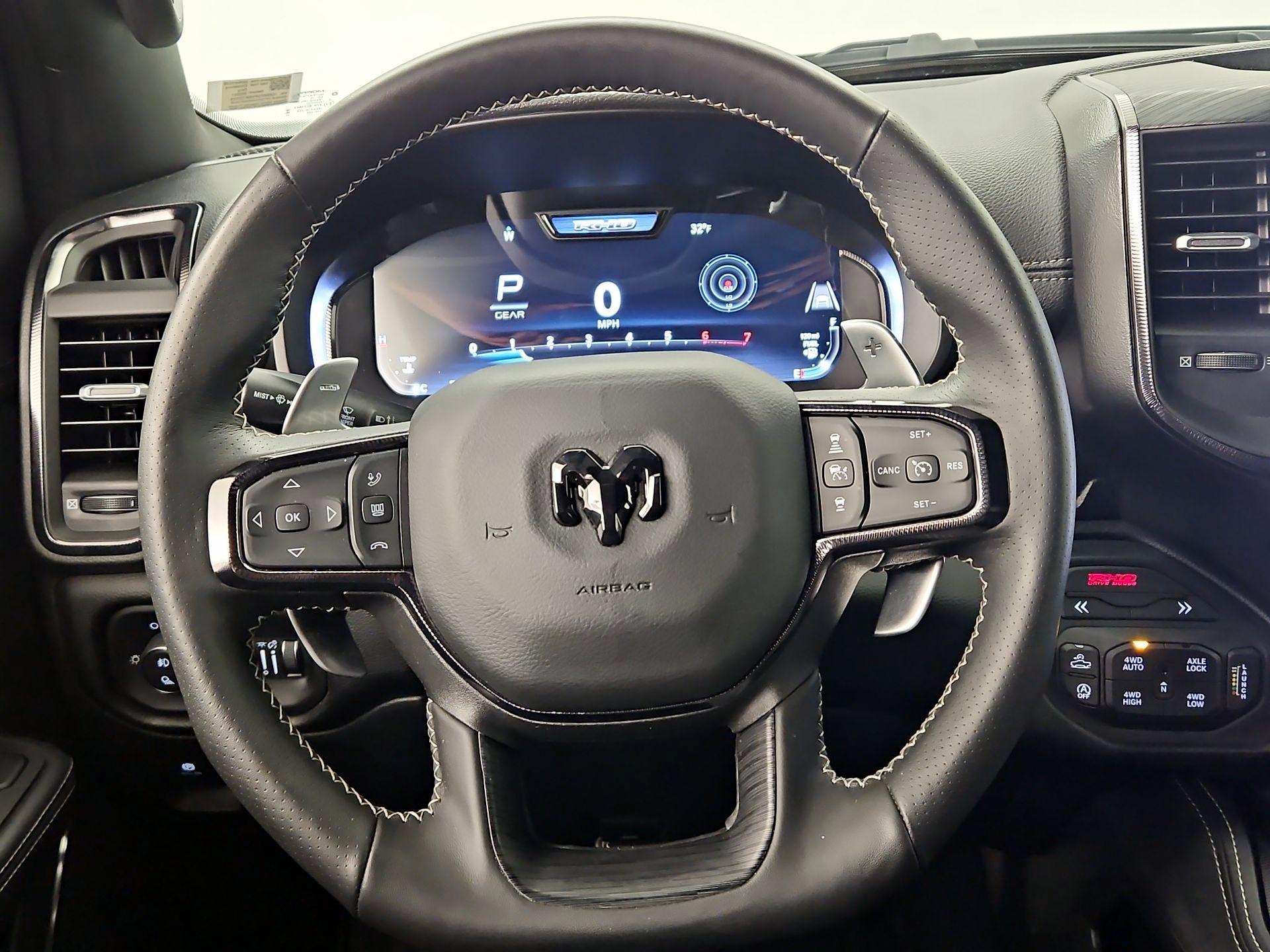 Thumbnail: 2025 RAM 1500 - 10