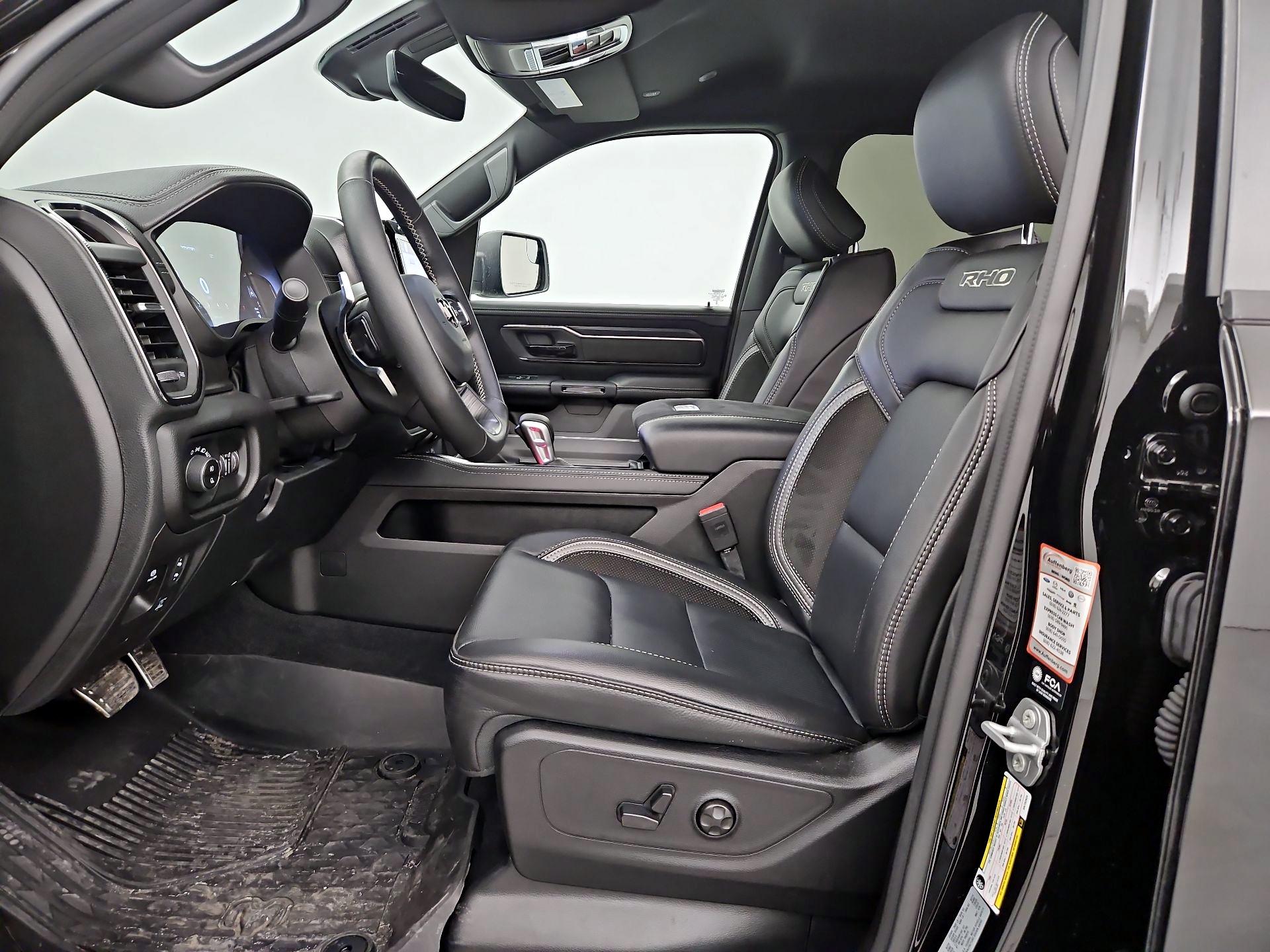 Thumbnail: 2025 RAM 1500 - 11