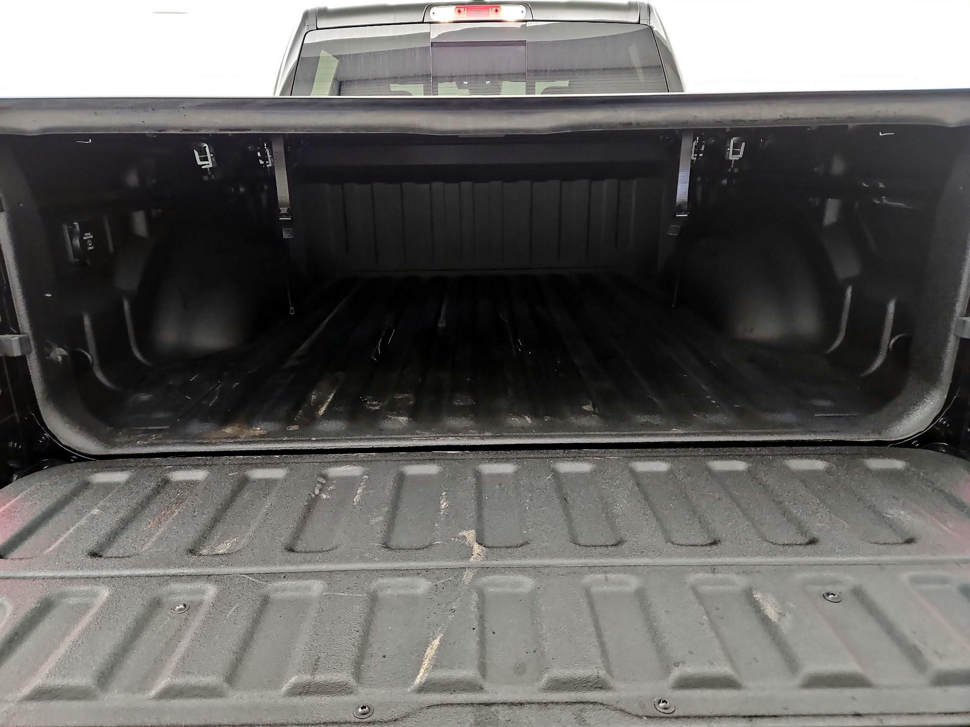 Thumbnail: 2025 RAM 1500 - 20