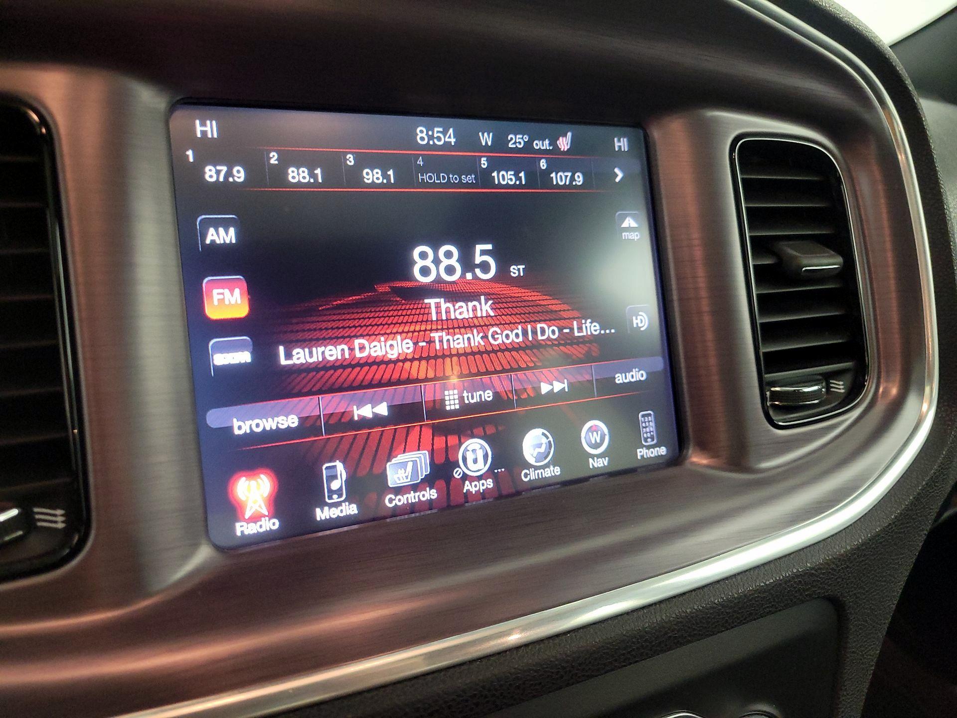 Thumbnail: 2016 Dodge Charger - 16