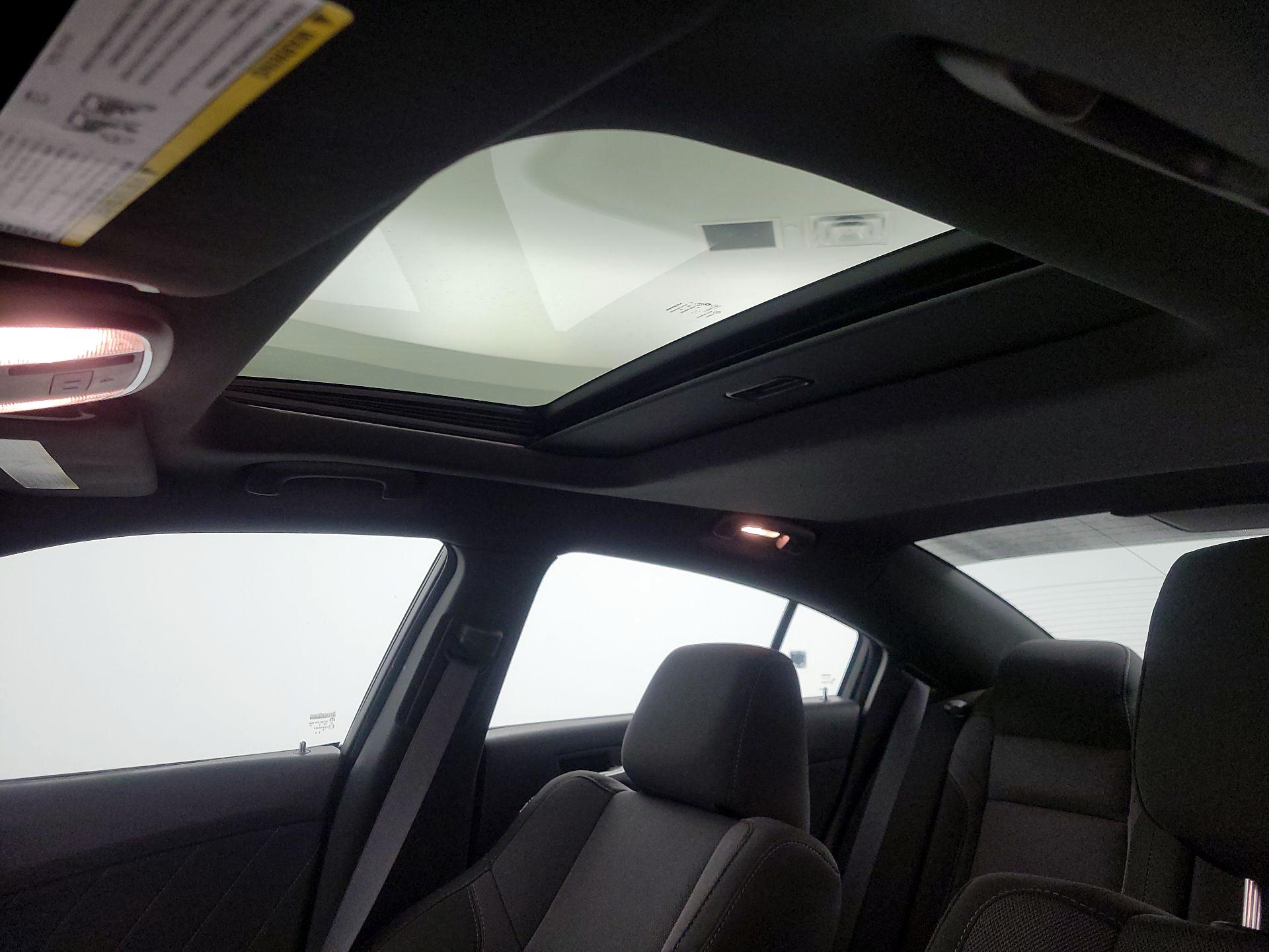 Thumbnail: 2016 Dodge Charger - 19