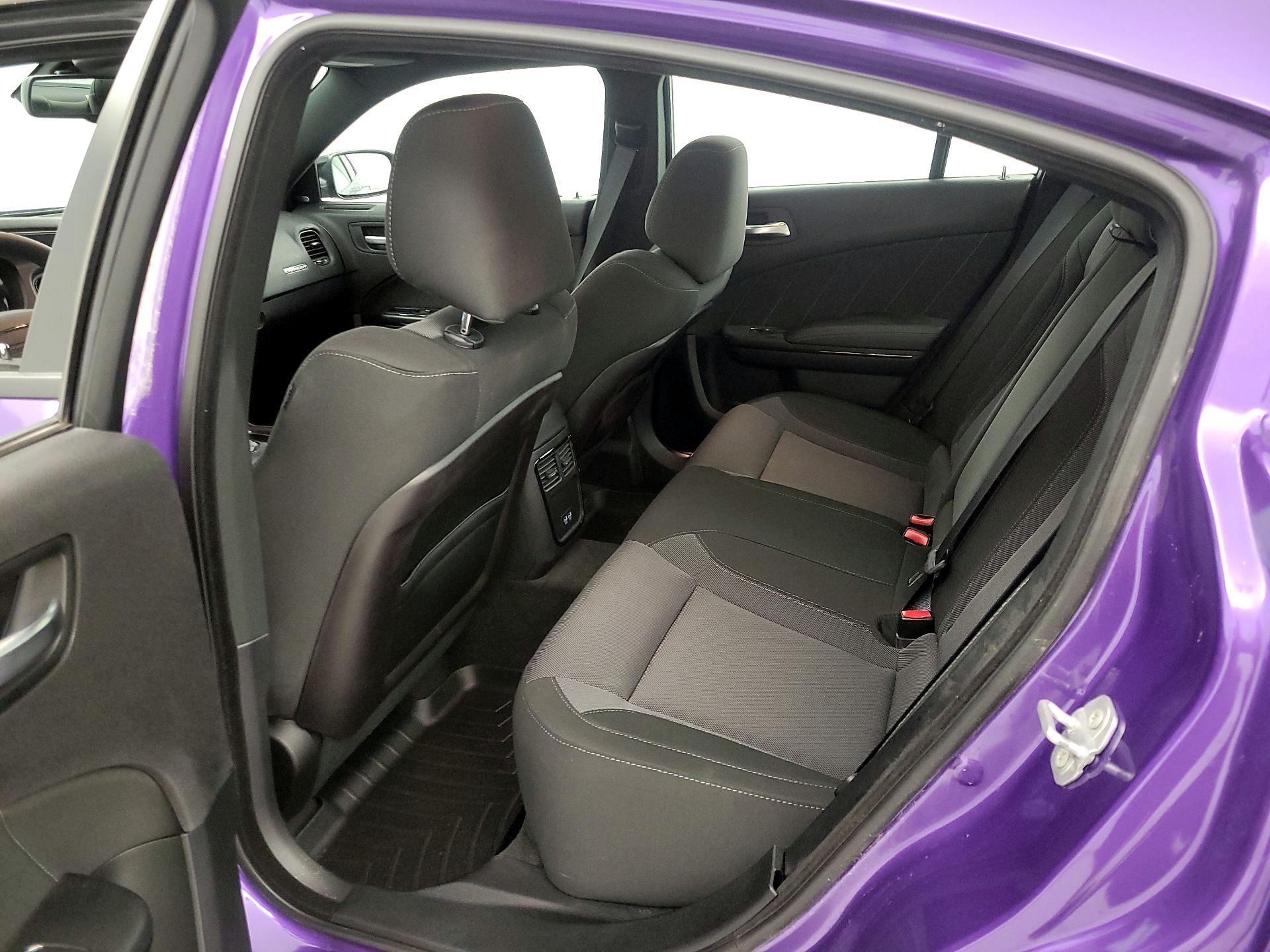 Thumbnail: 2016 Dodge Charger - 20