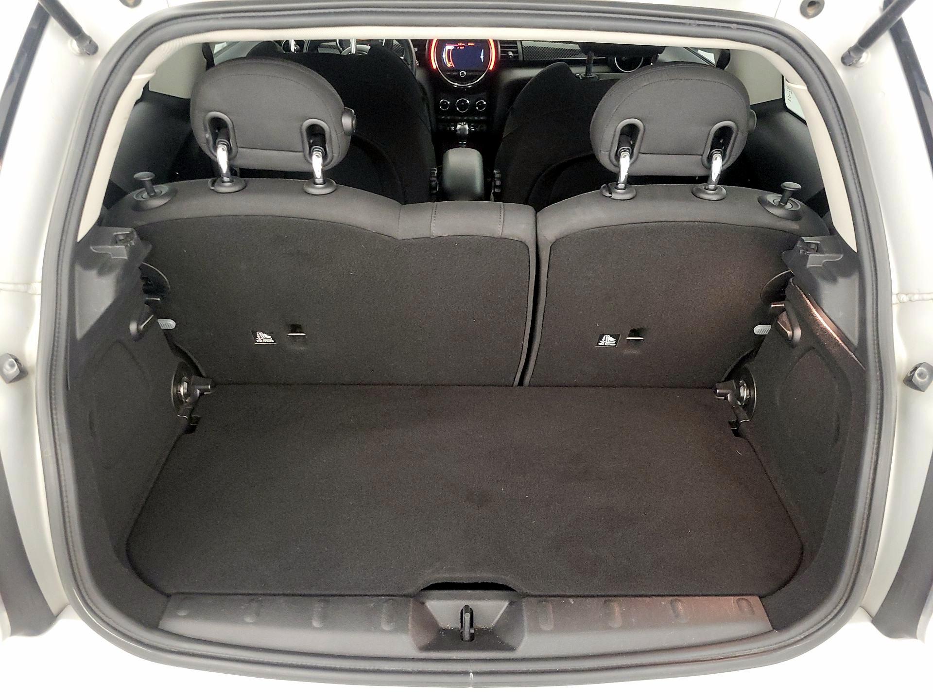 Thumbnail: 2015 MINI Cooper Hardtop - 20