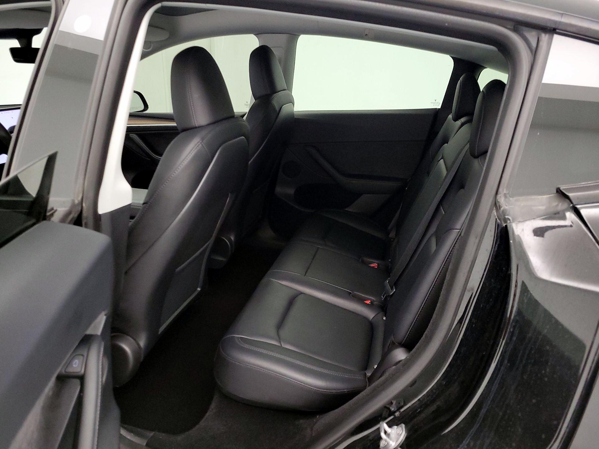 Thumbnail: 2023 Tesla Model Y - 19