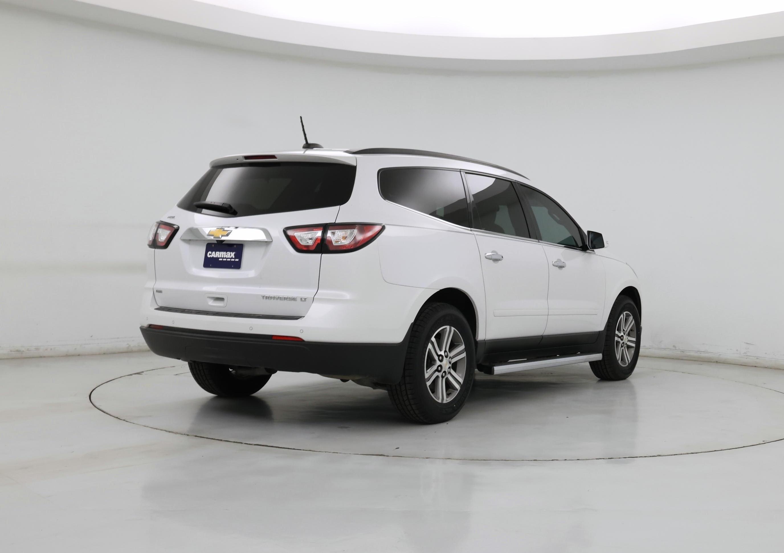 Thumbnail: 2016 Chevrolet Traverse - 8