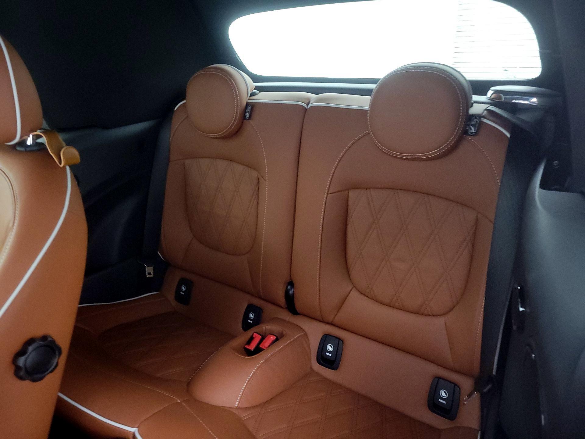 Thumbnail: 2021 MINI Cooper - 19