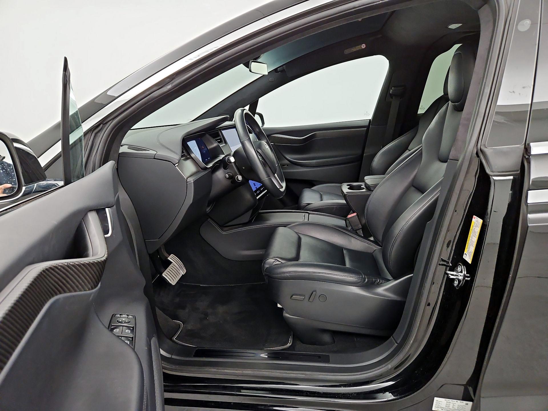 Thumbnail: 2020 Tesla Model X - 11