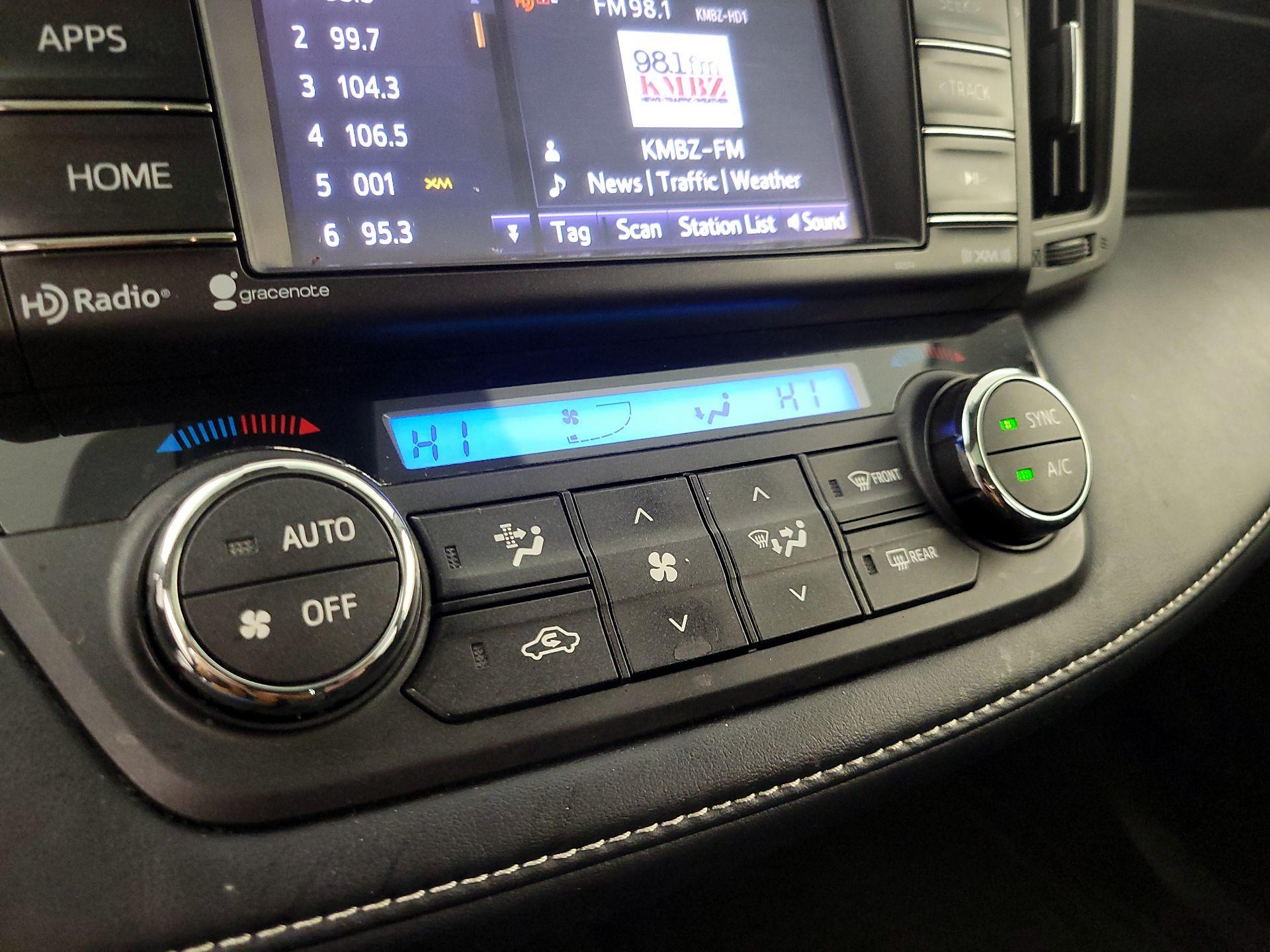 Thumbnail: 2018 Toyota RAV4 - 16