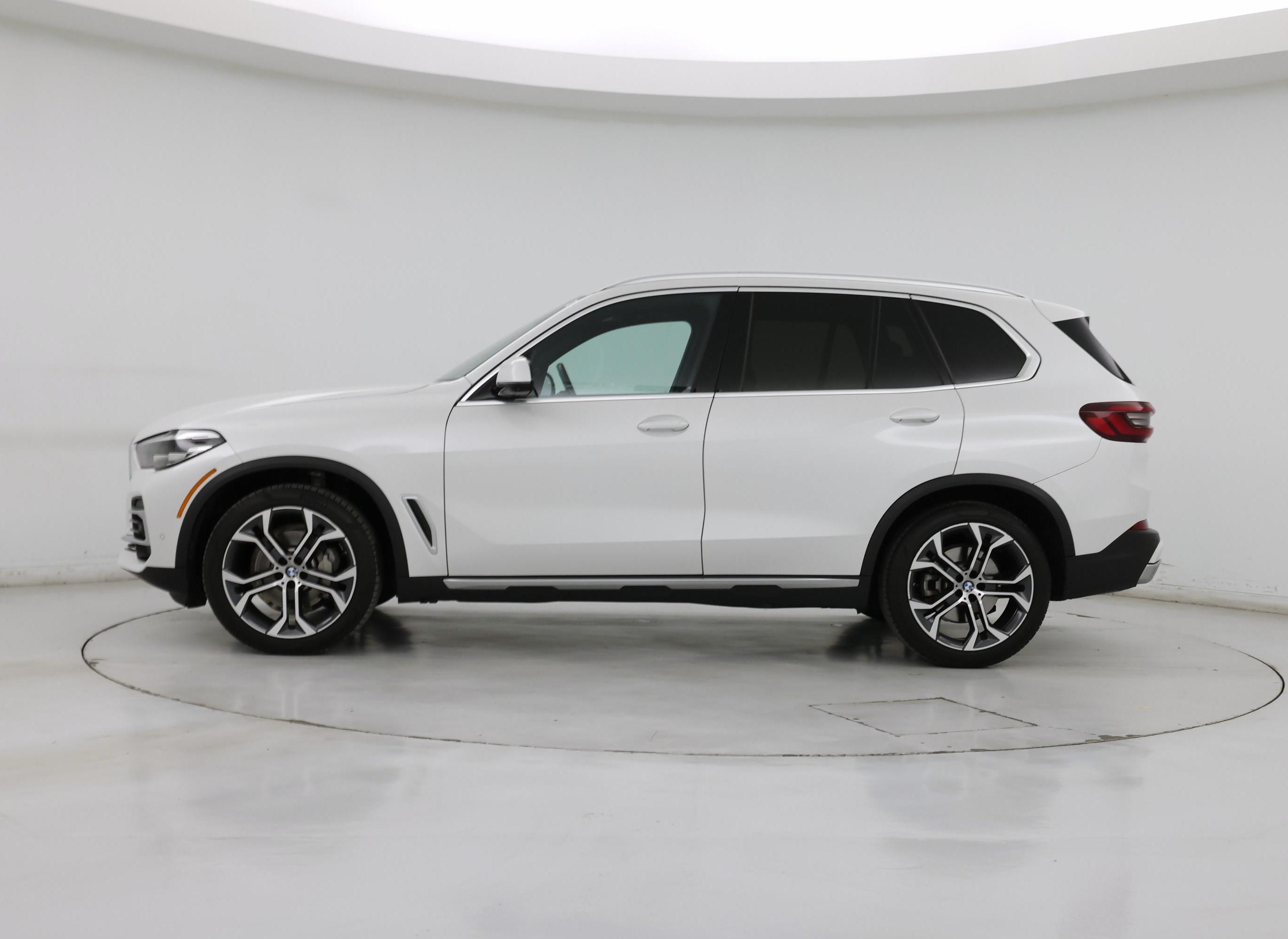 Thumbnail: 2023 BMW X5 - 3
