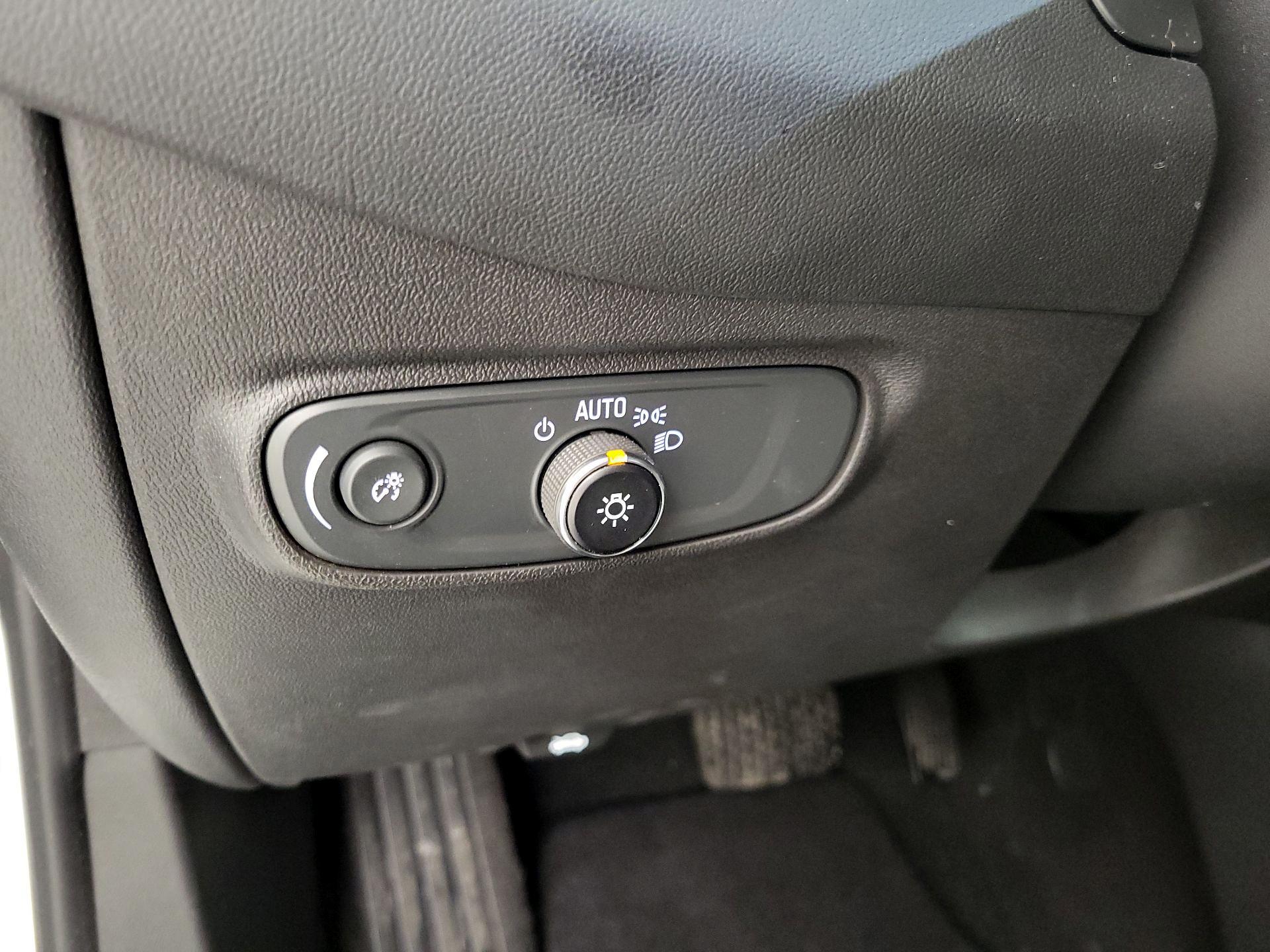 Thumbnail: 2023 Chevrolet Equinox - 13