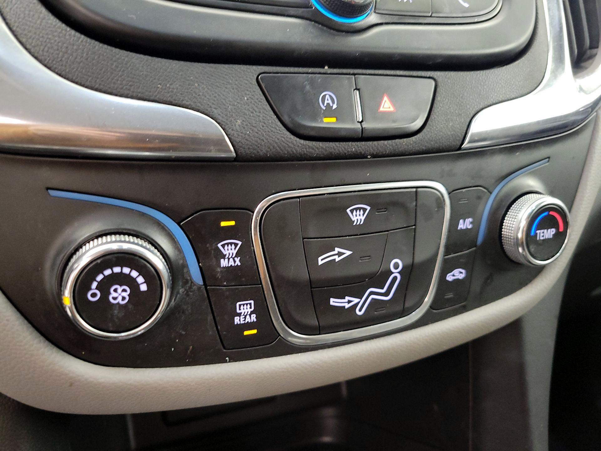 Thumbnail: 2023 Chevrolet Equinox - 16