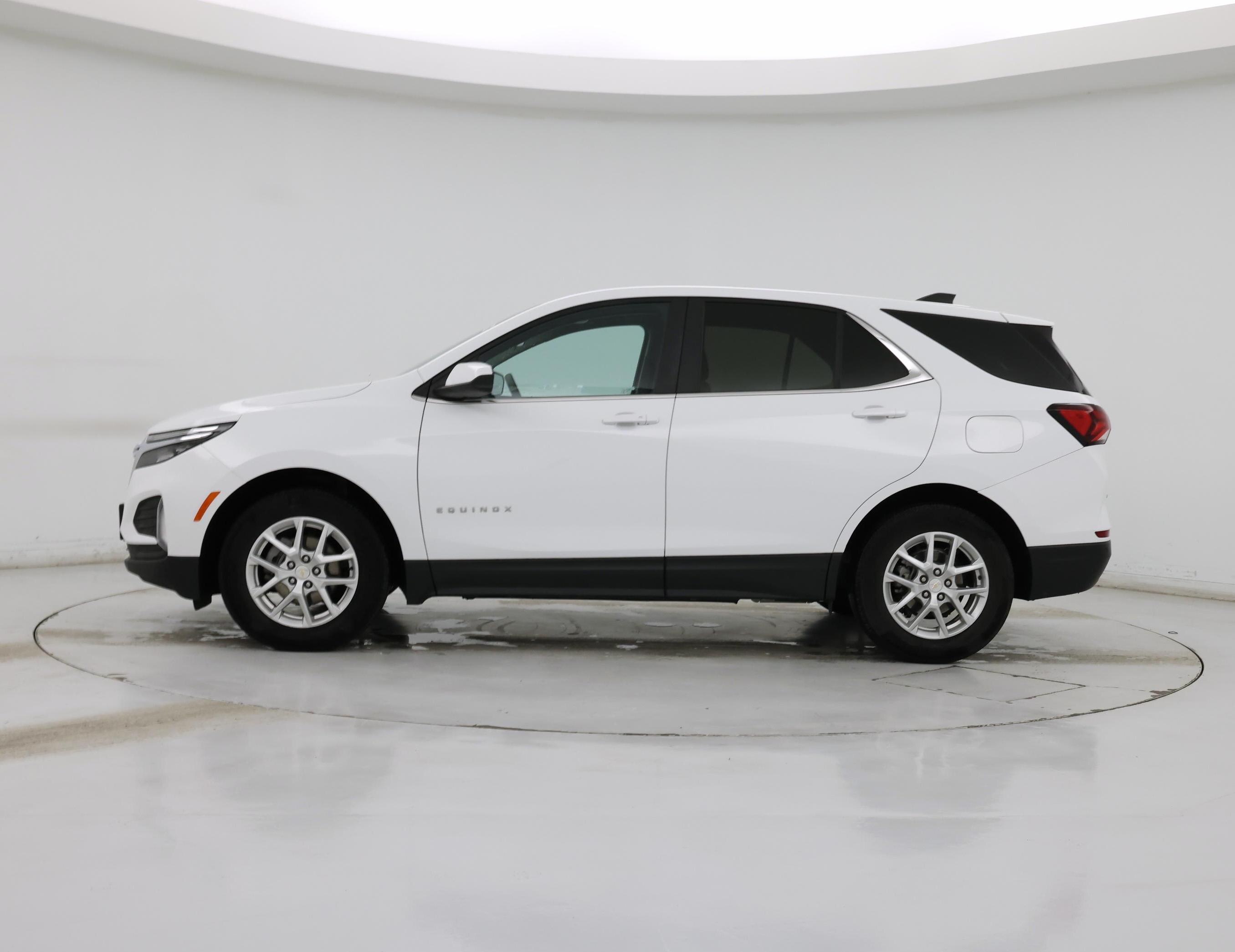 Thumbnail: 2023 Chevrolet Equinox - 3