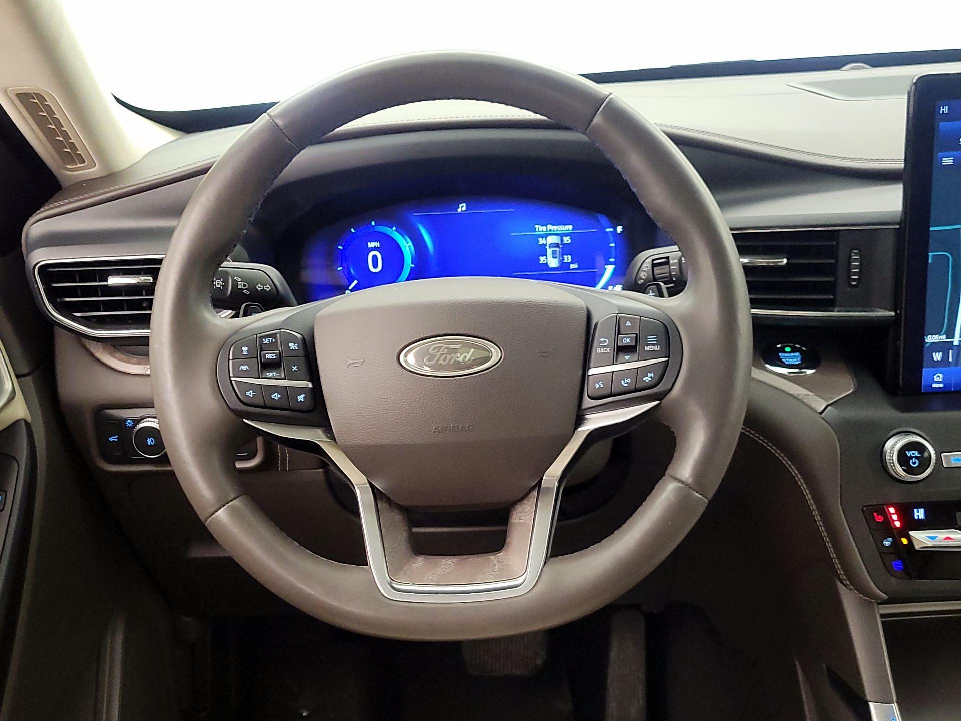 Thumbnail: 2020 Ford Explorer - 10