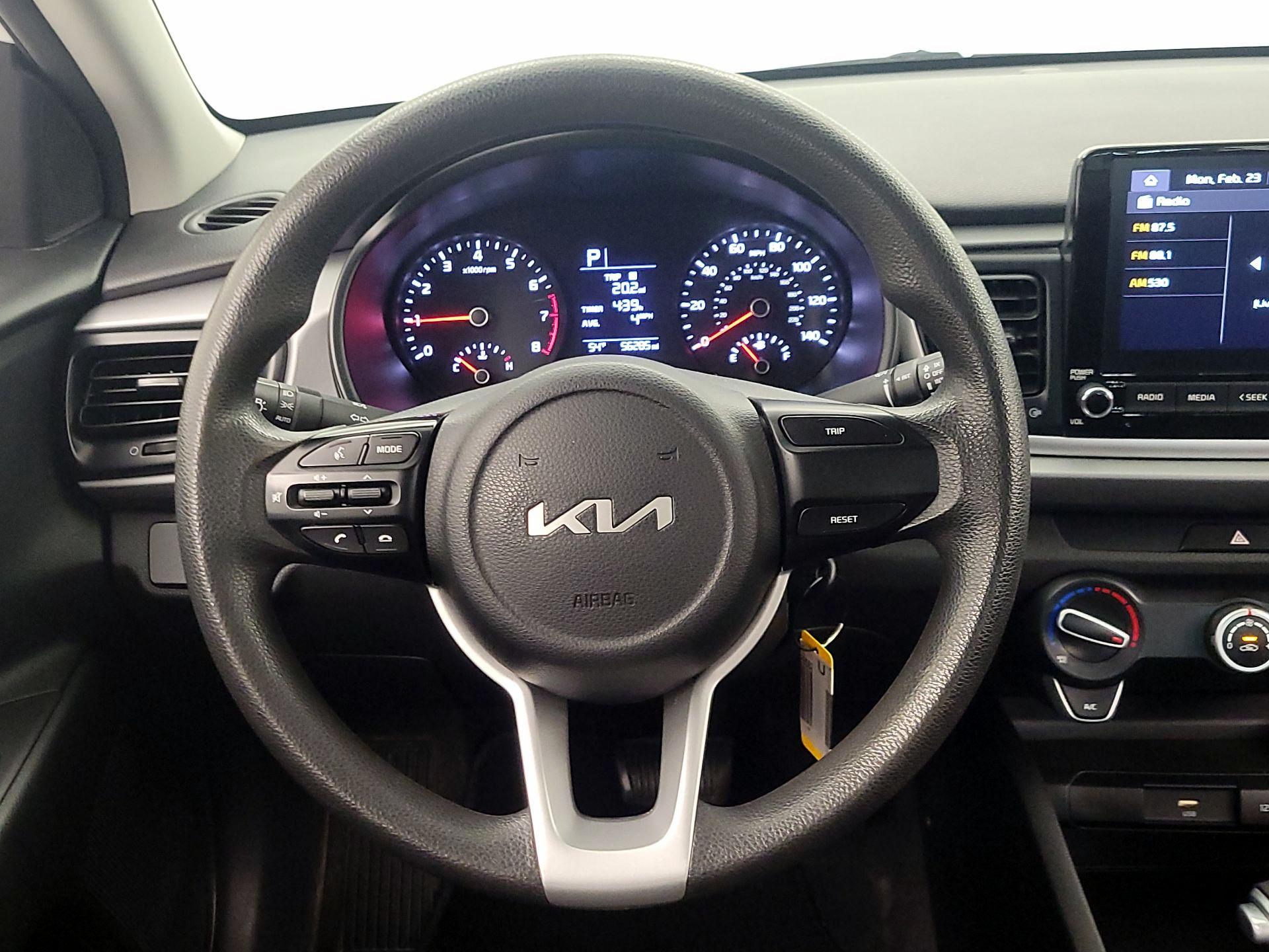 Thumbnail: 2023 Kia Rio - 10