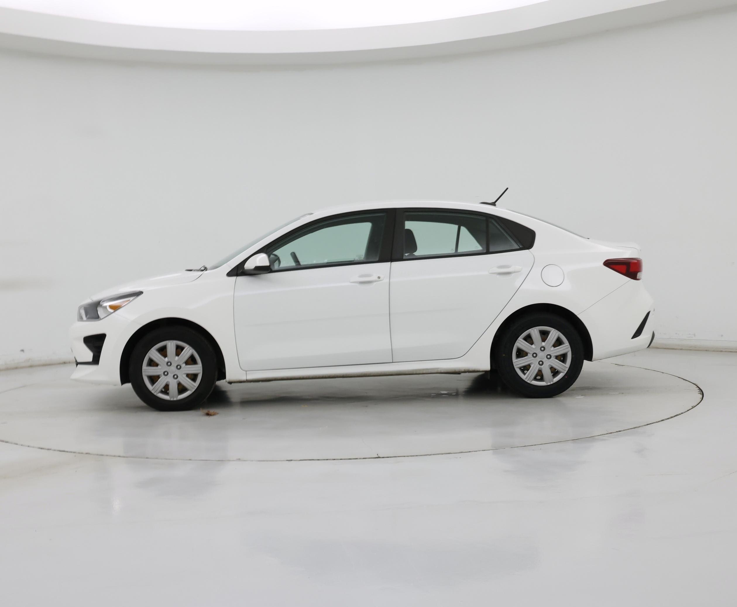 Thumbnail: 2023 Kia Rio - 3