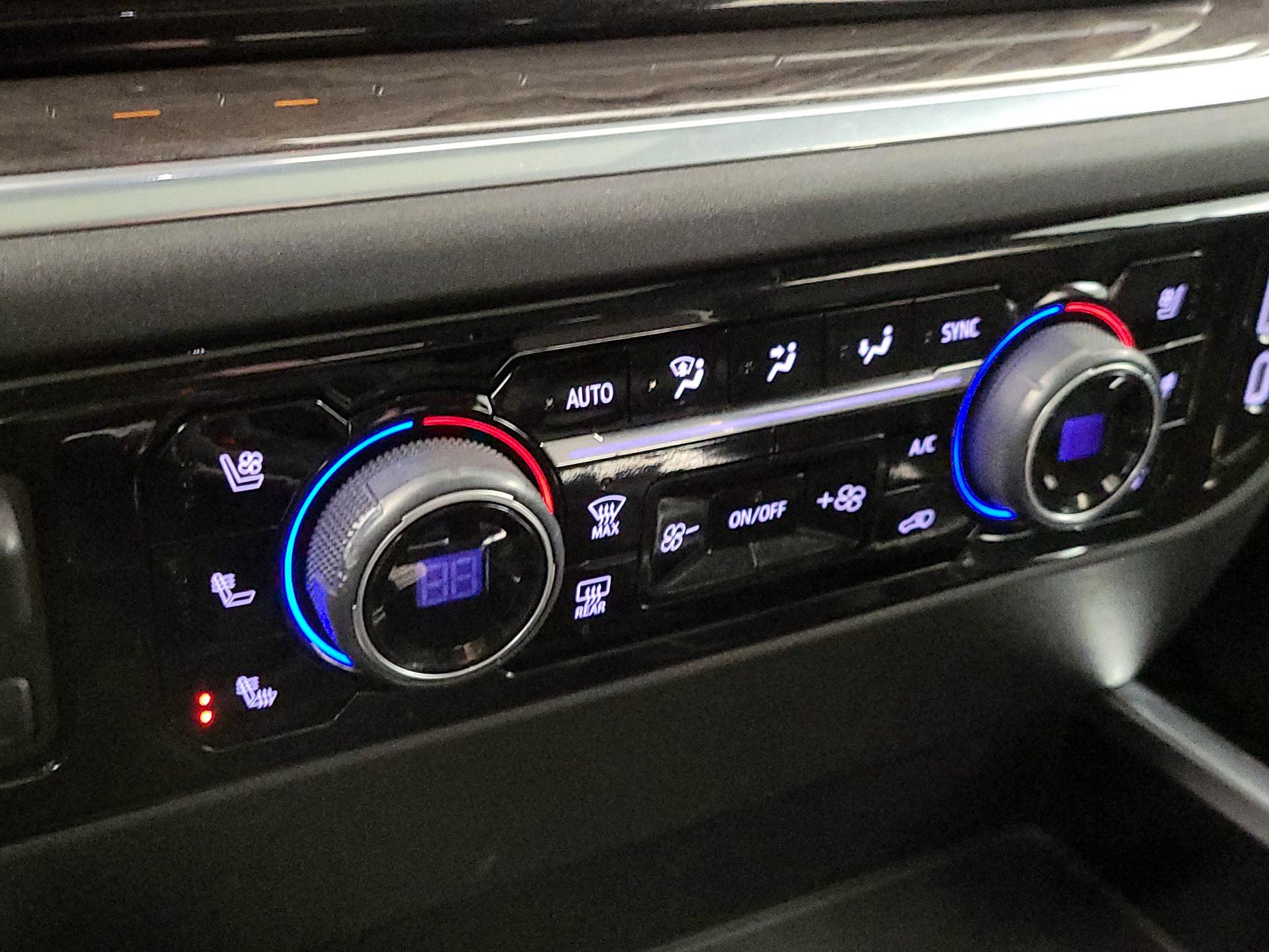 Thumbnail: 2022 Chevrolet Silverado 1500 - 16