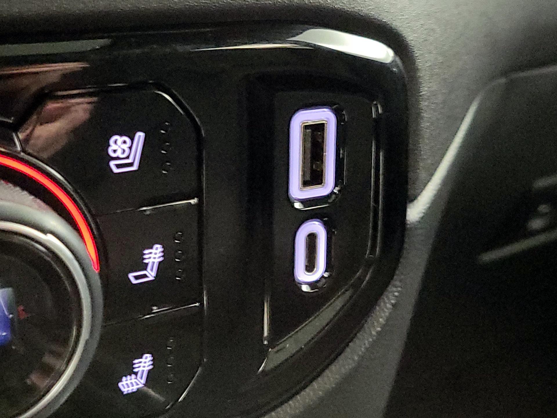 Thumbnail: 2022 Chevrolet Silverado 1500 - 18