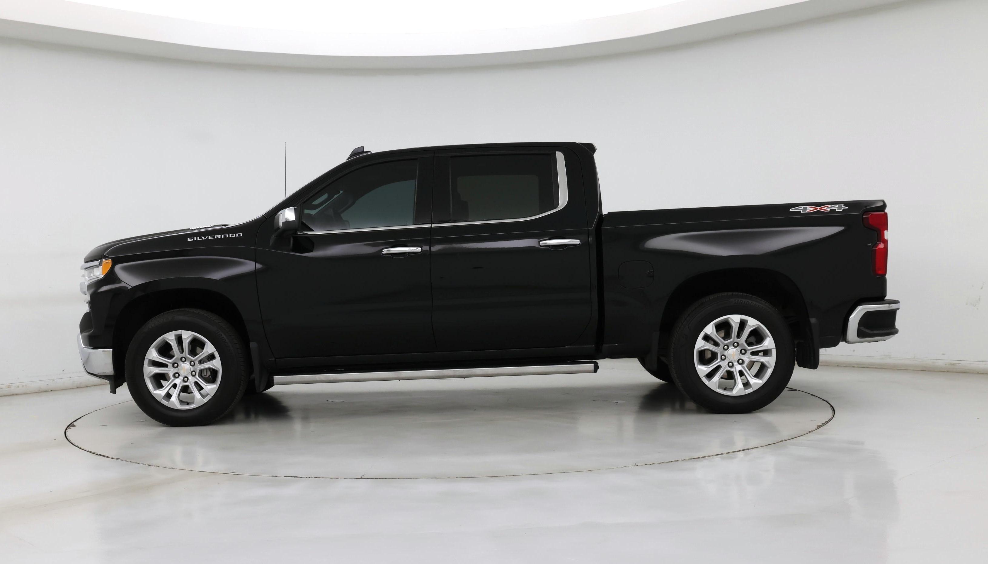 Thumbnail: 2022 Chevrolet Silverado 1500 - 3