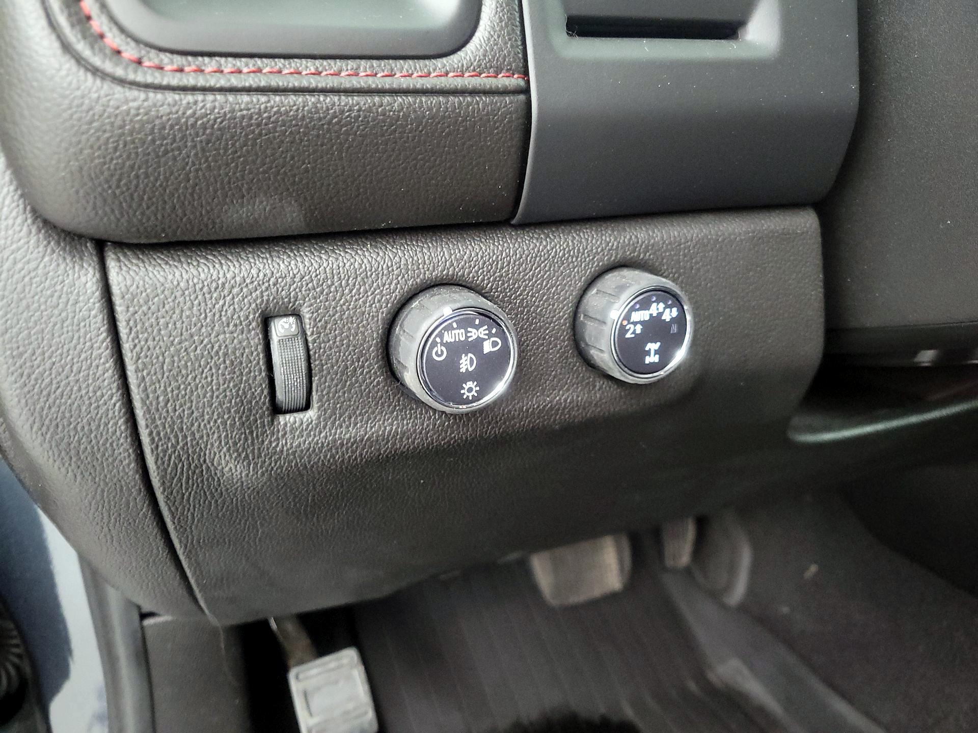 Thumbnail: 2020 GMC Canyon - 13