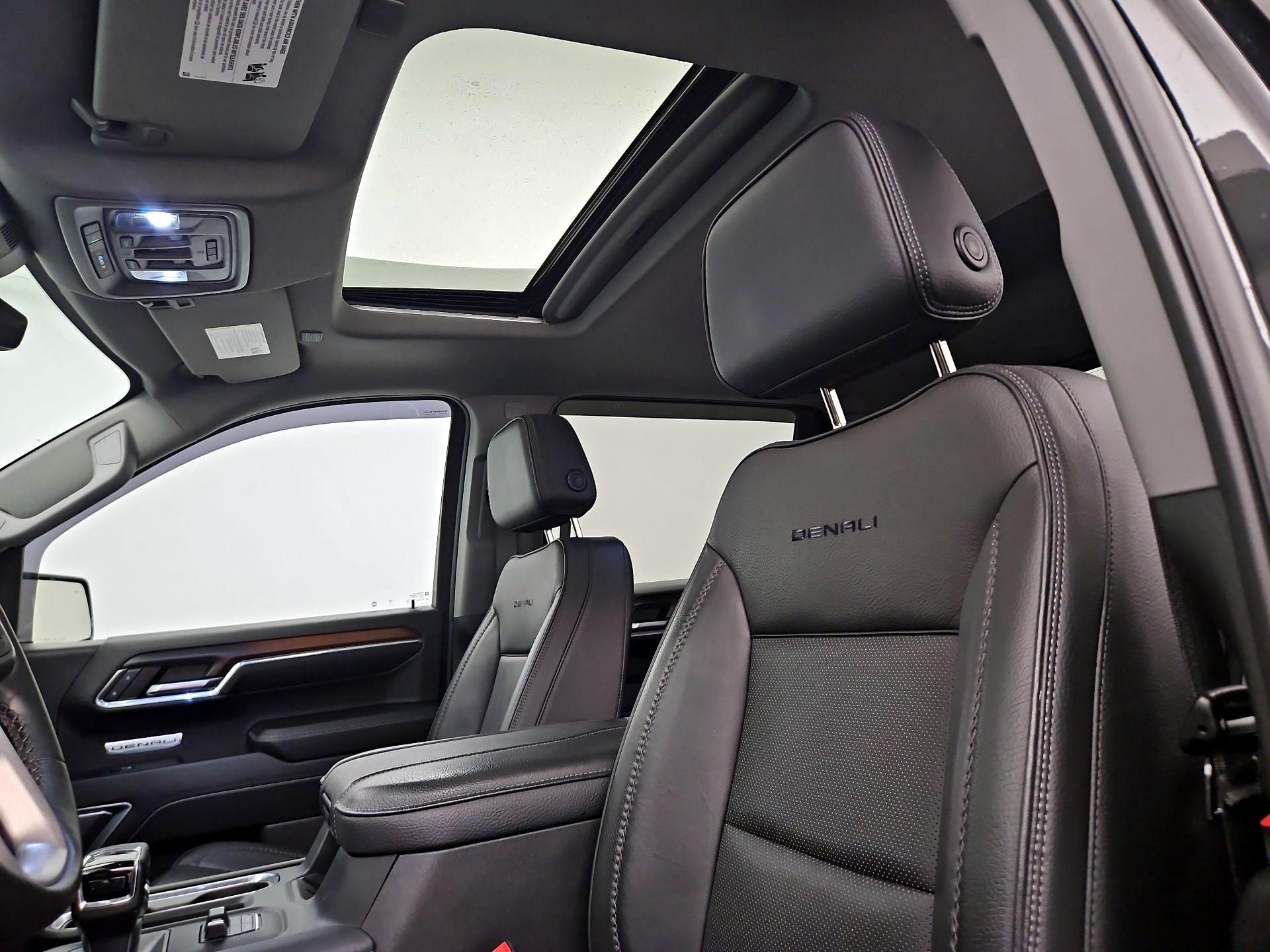 Thumbnail: 2024 GMC Sierra 1500 - 19