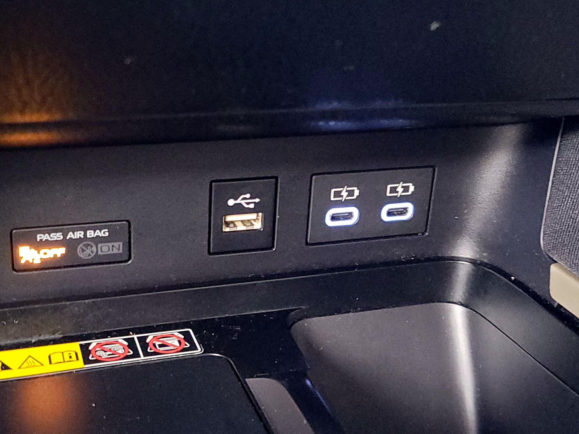 Thumbnail: 2025 Toyota Camry - 18