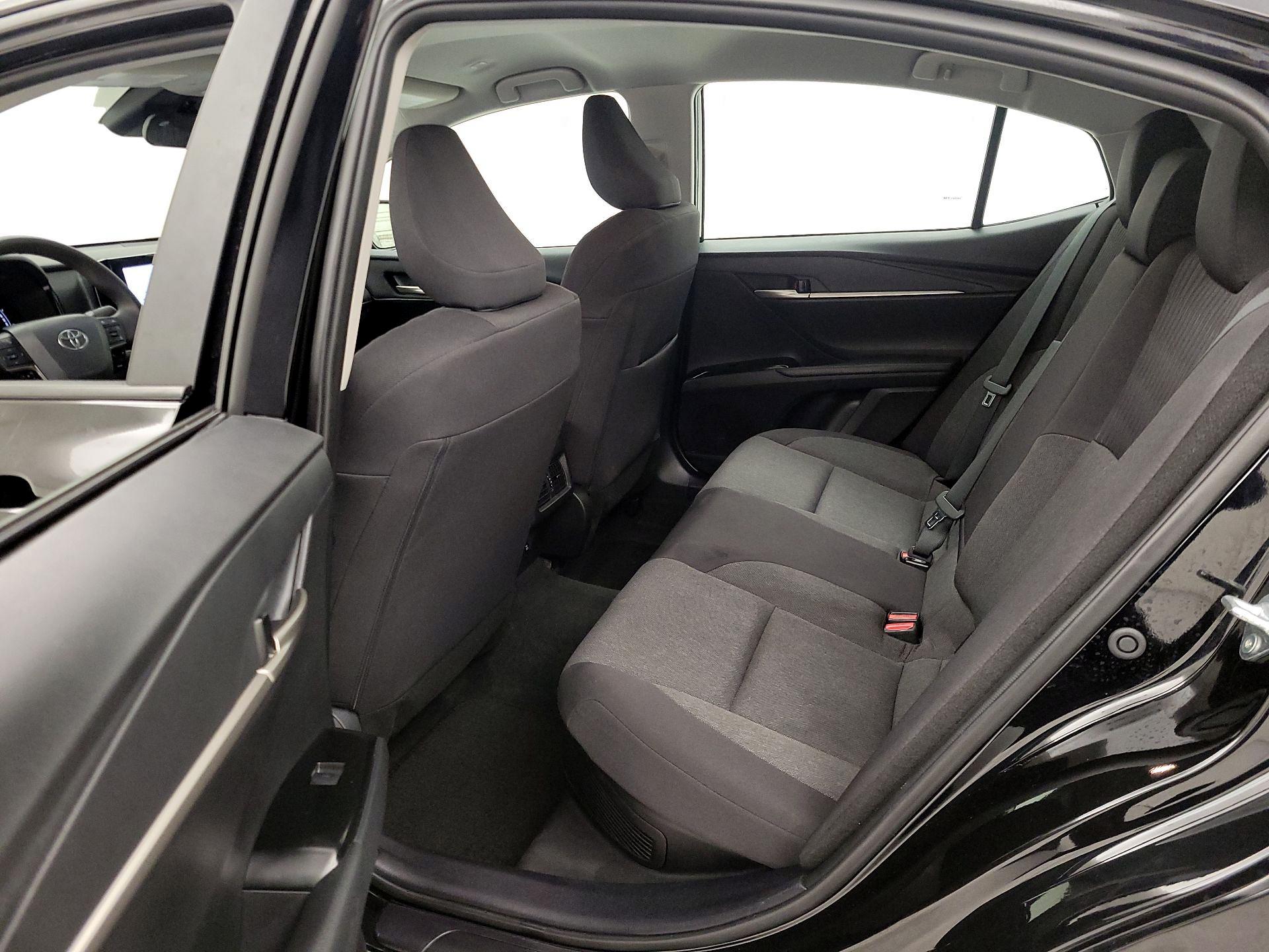 Thumbnail: 2025 Toyota Camry - 19