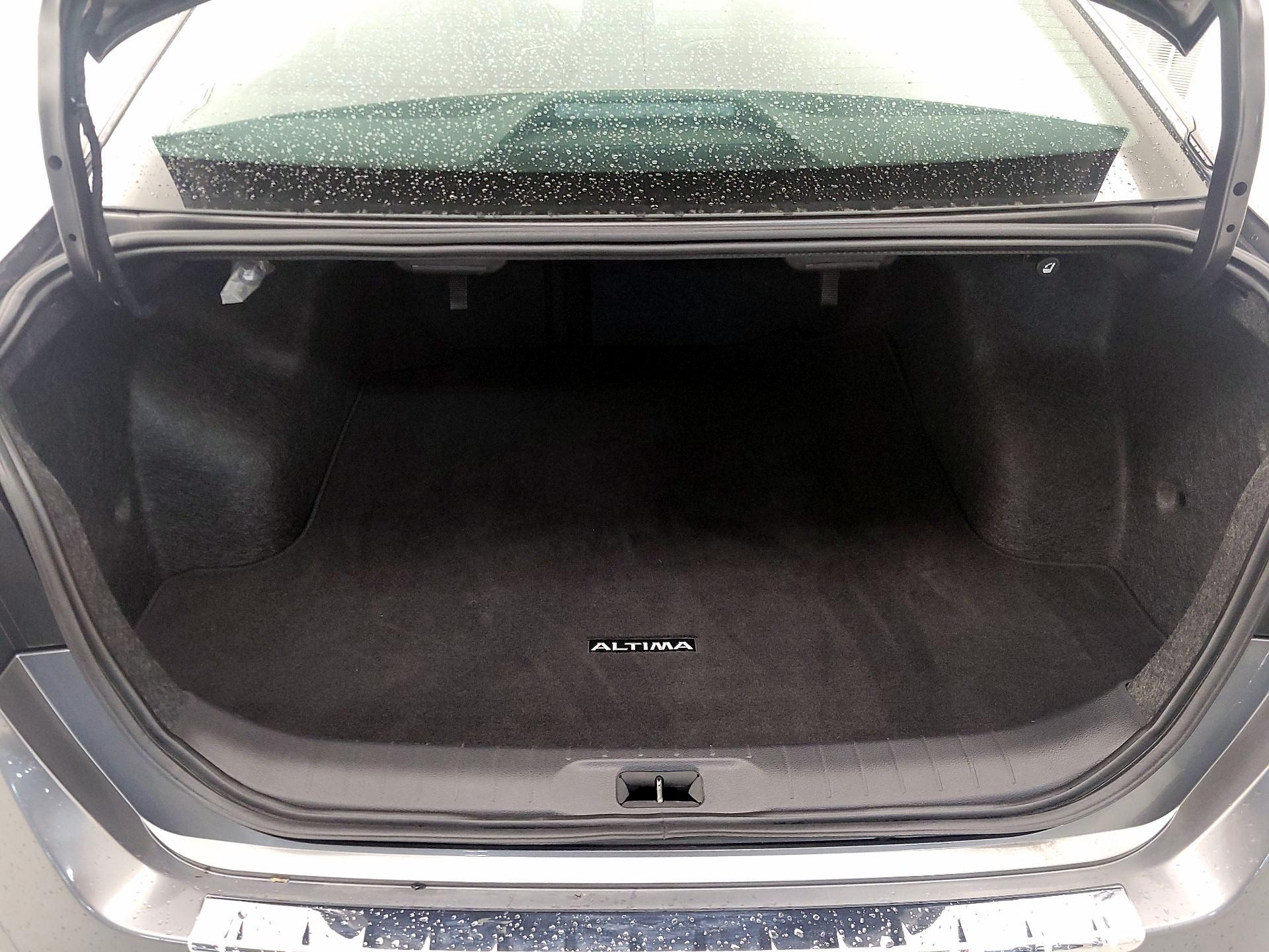 Thumbnail: 2023 Nissan Altima - 20