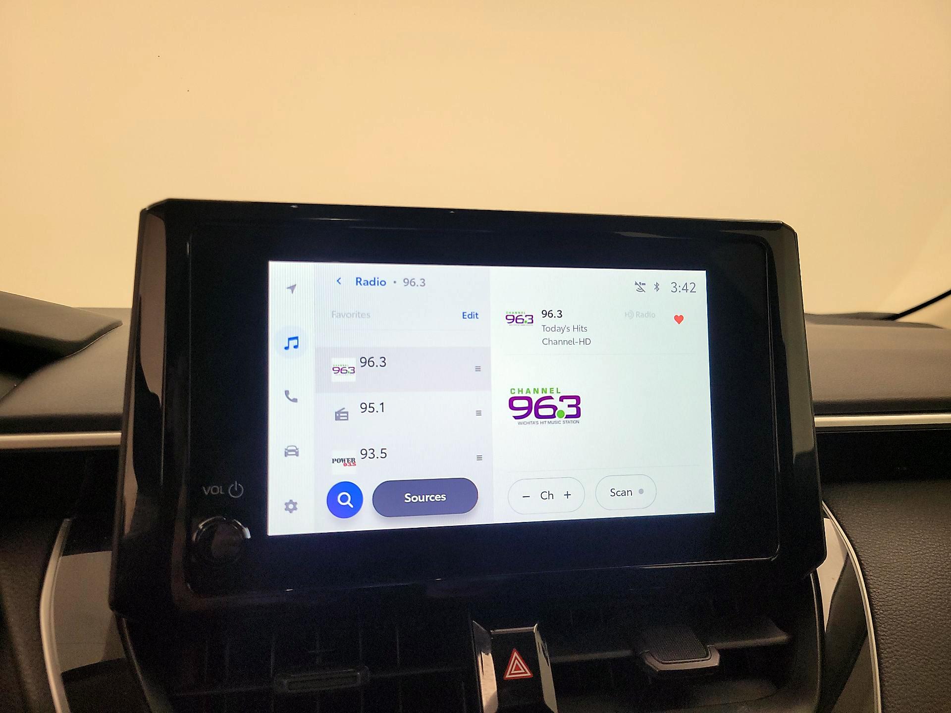 Thumbnail: 2025 Toyota Corolla - 15