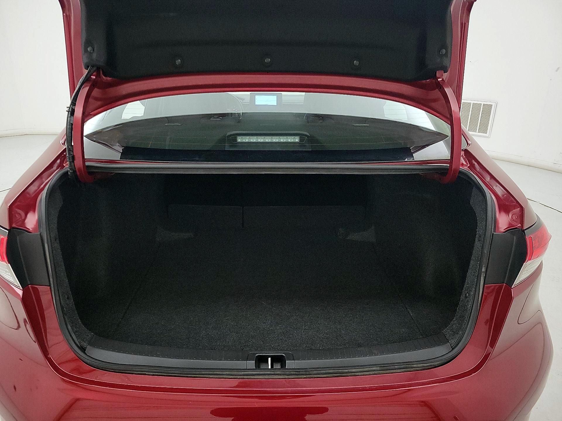 Thumbnail: 2025 Toyota Corolla - 20