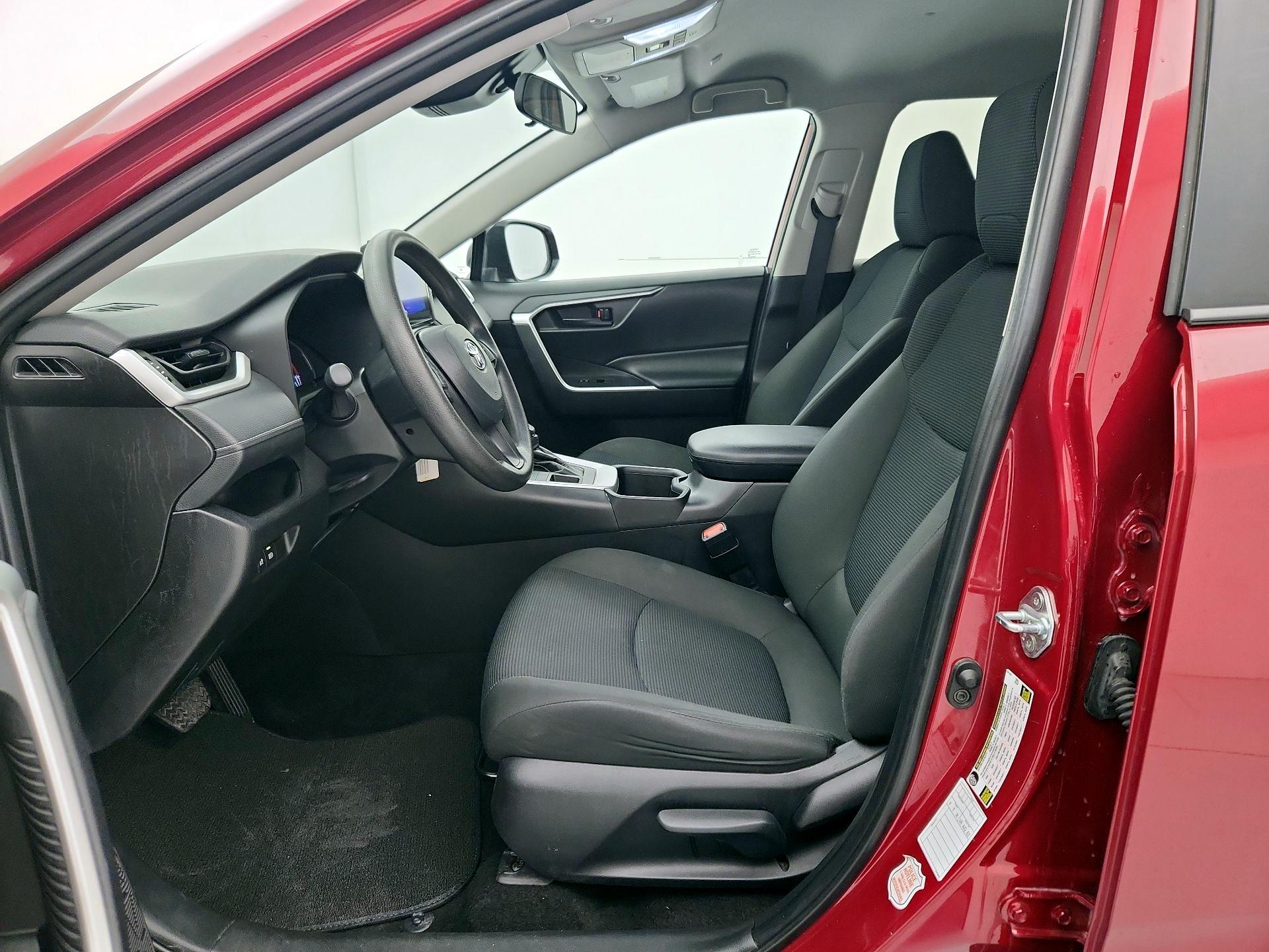 Thumbnail: 2024 Toyota RAV4 - 11