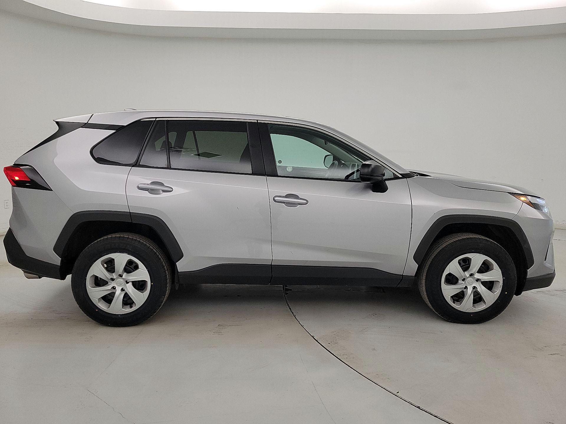 Thumbnail: 2024 Toyota RAV4 - 4