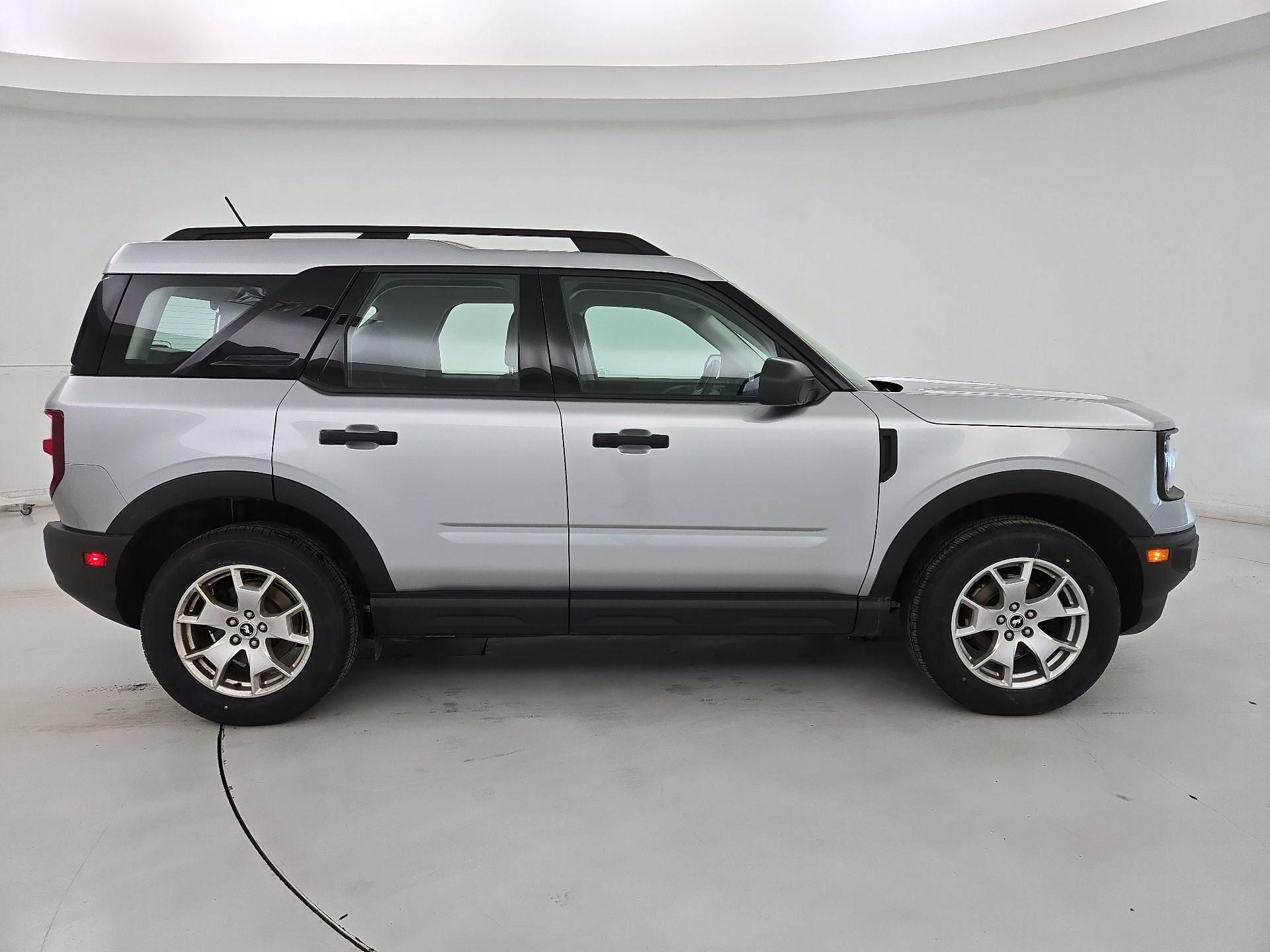 Thumbnail: 2022 Ford Bronco Sport - 4