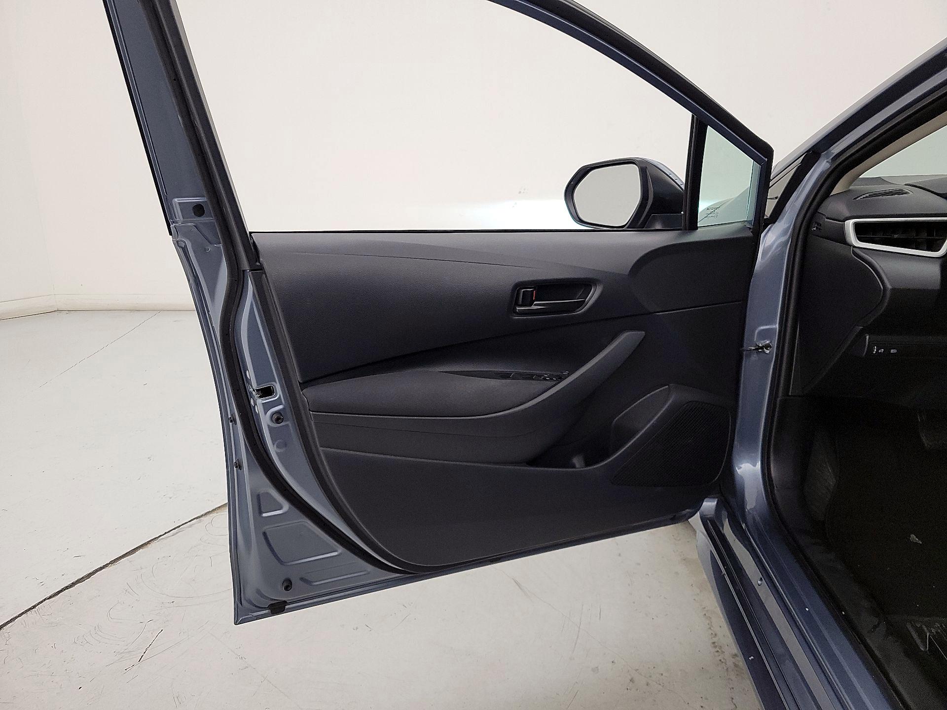 Thumbnail: 2025 Toyota Corolla - 12