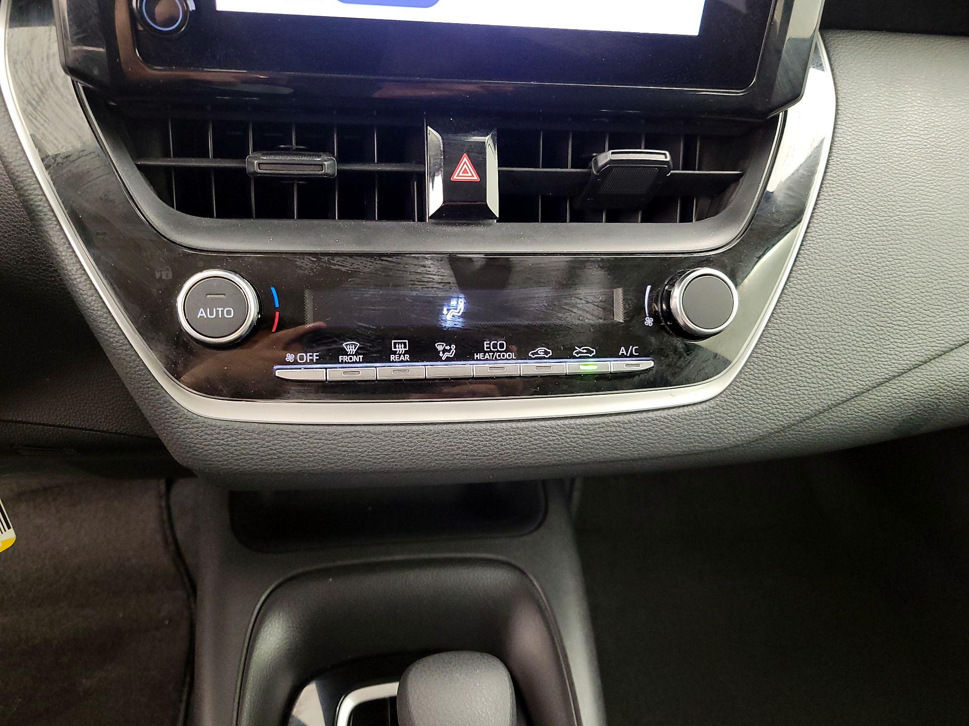 Thumbnail: 2025 Toyota Corolla - 16