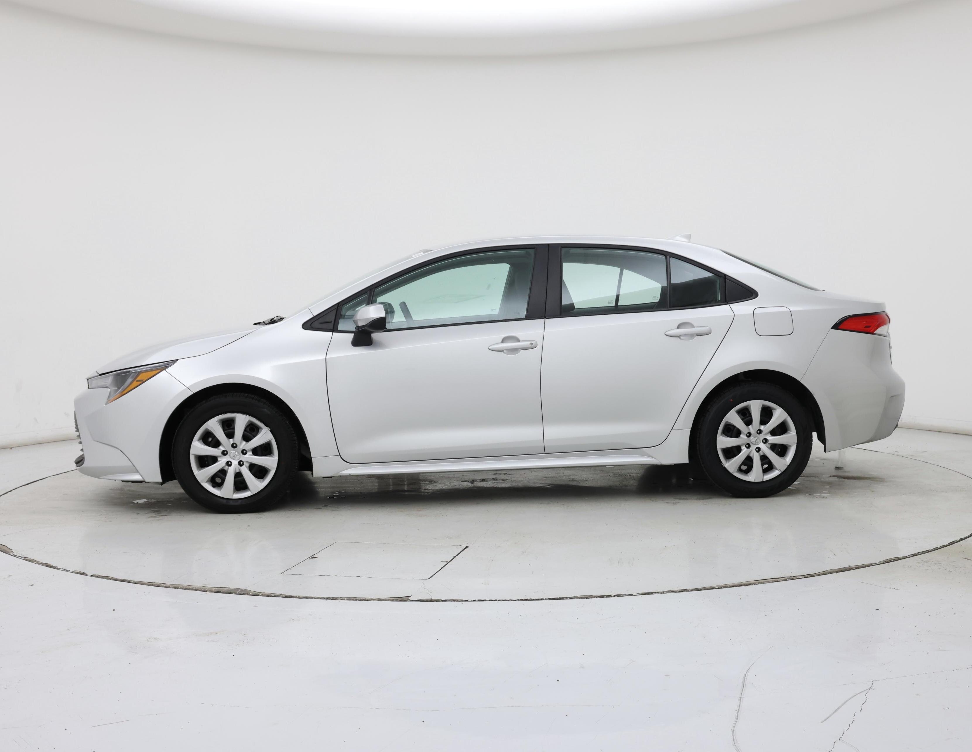 Thumbnail: 2025 Toyota Corolla - 3