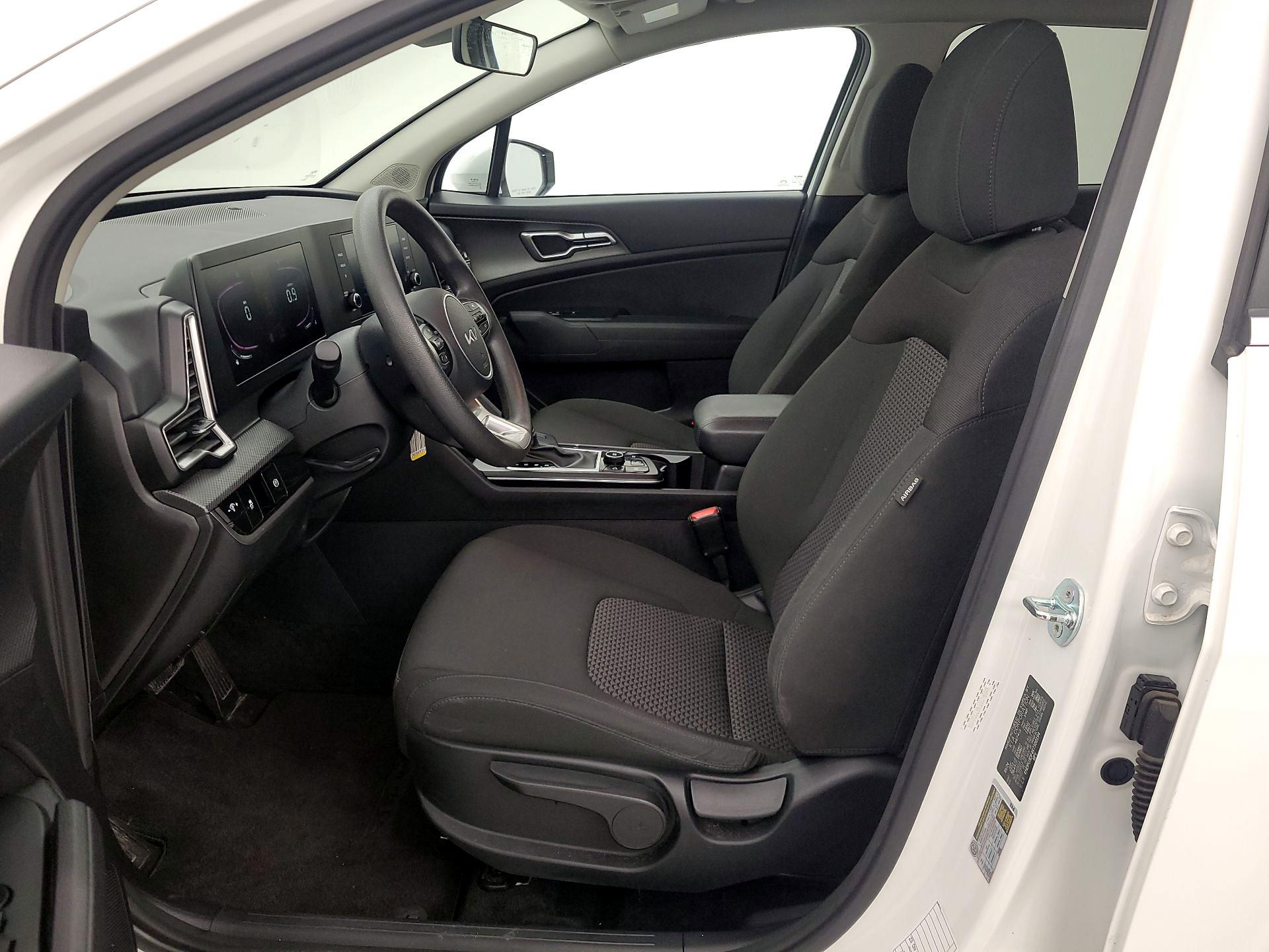 Thumbnail: 2024 Kia Sportage - 11