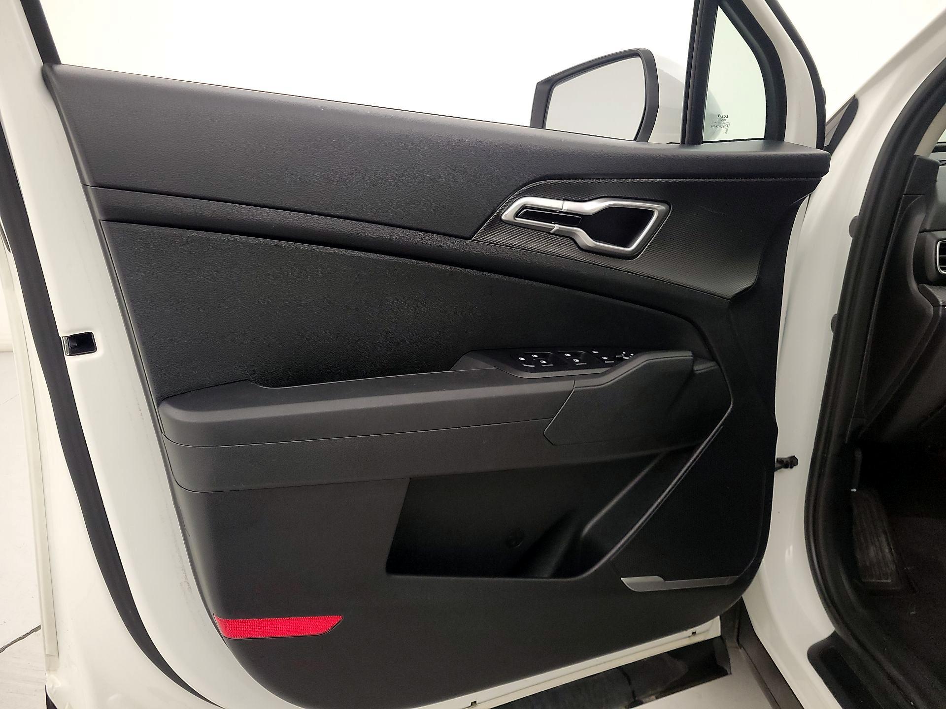 Thumbnail: 2024 Kia Sportage - 12