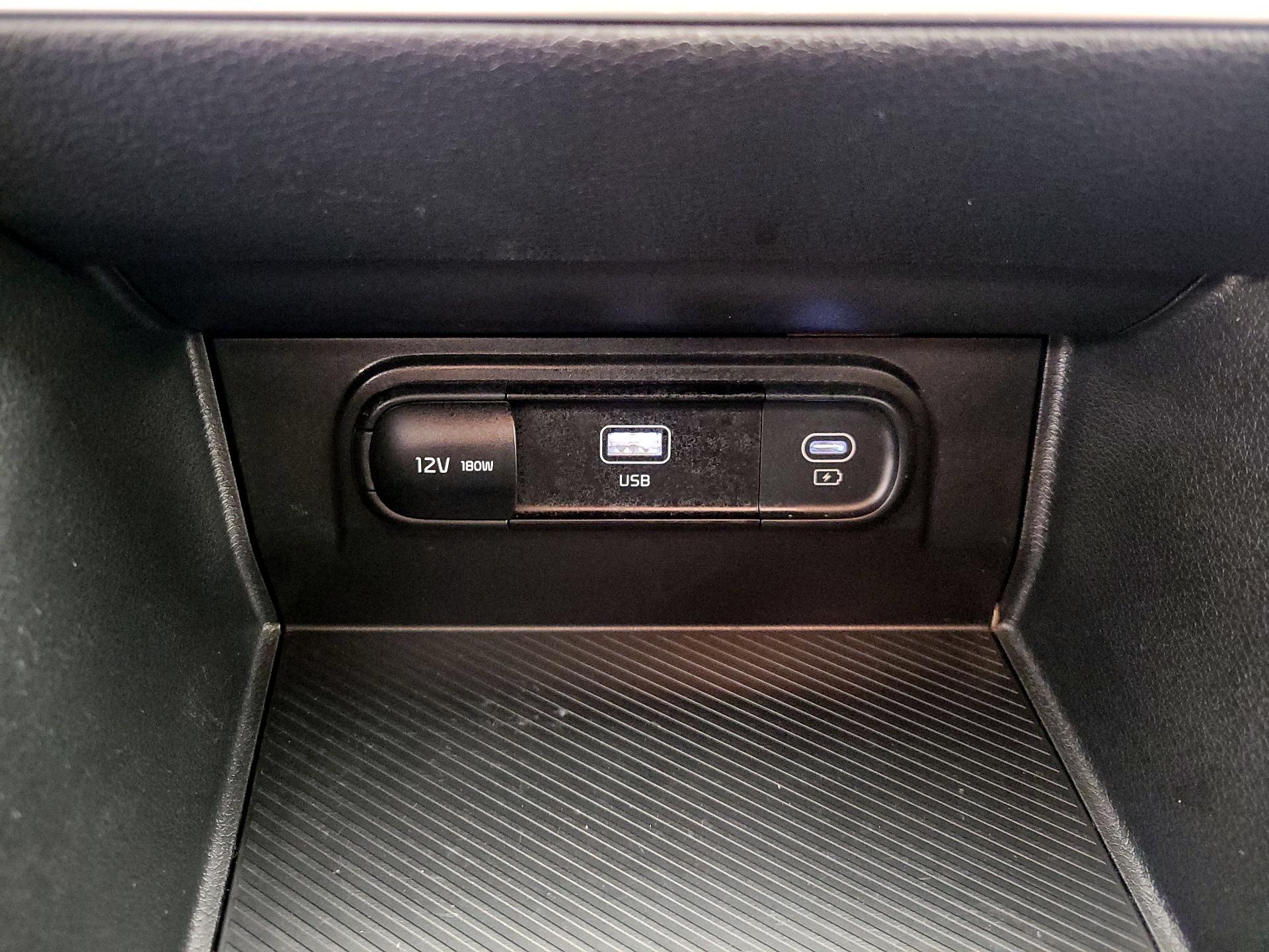 Thumbnail: 2024 Kia Sportage - 18