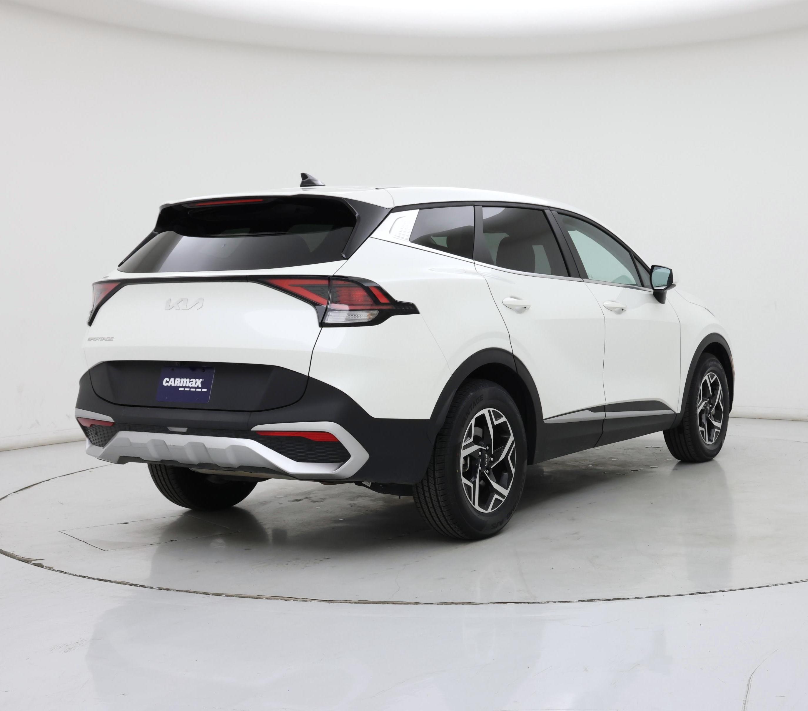 Thumbnail: 2024 Kia Sportage - 8