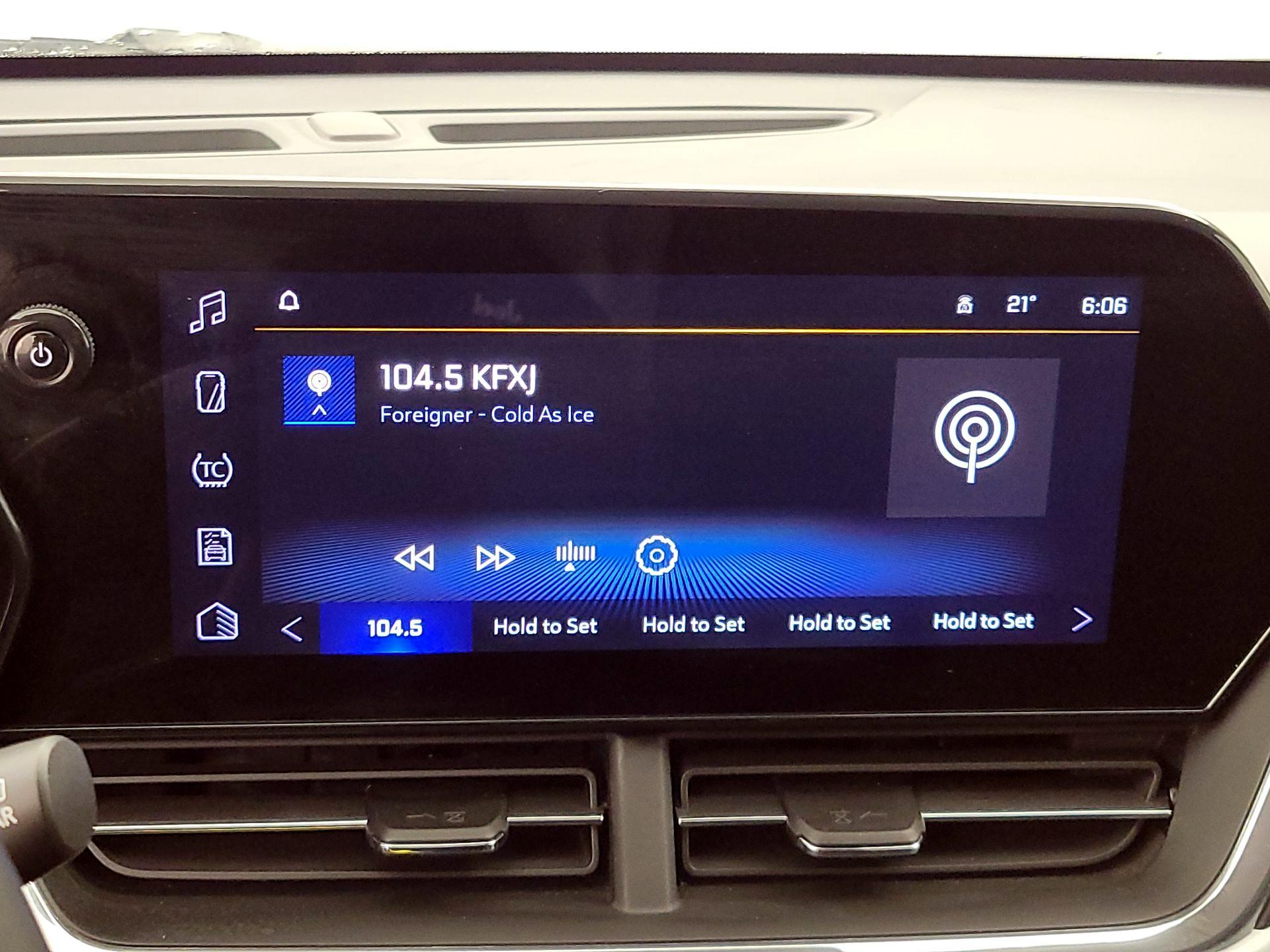 Thumbnail: 2025 Chevrolet Trax - 15