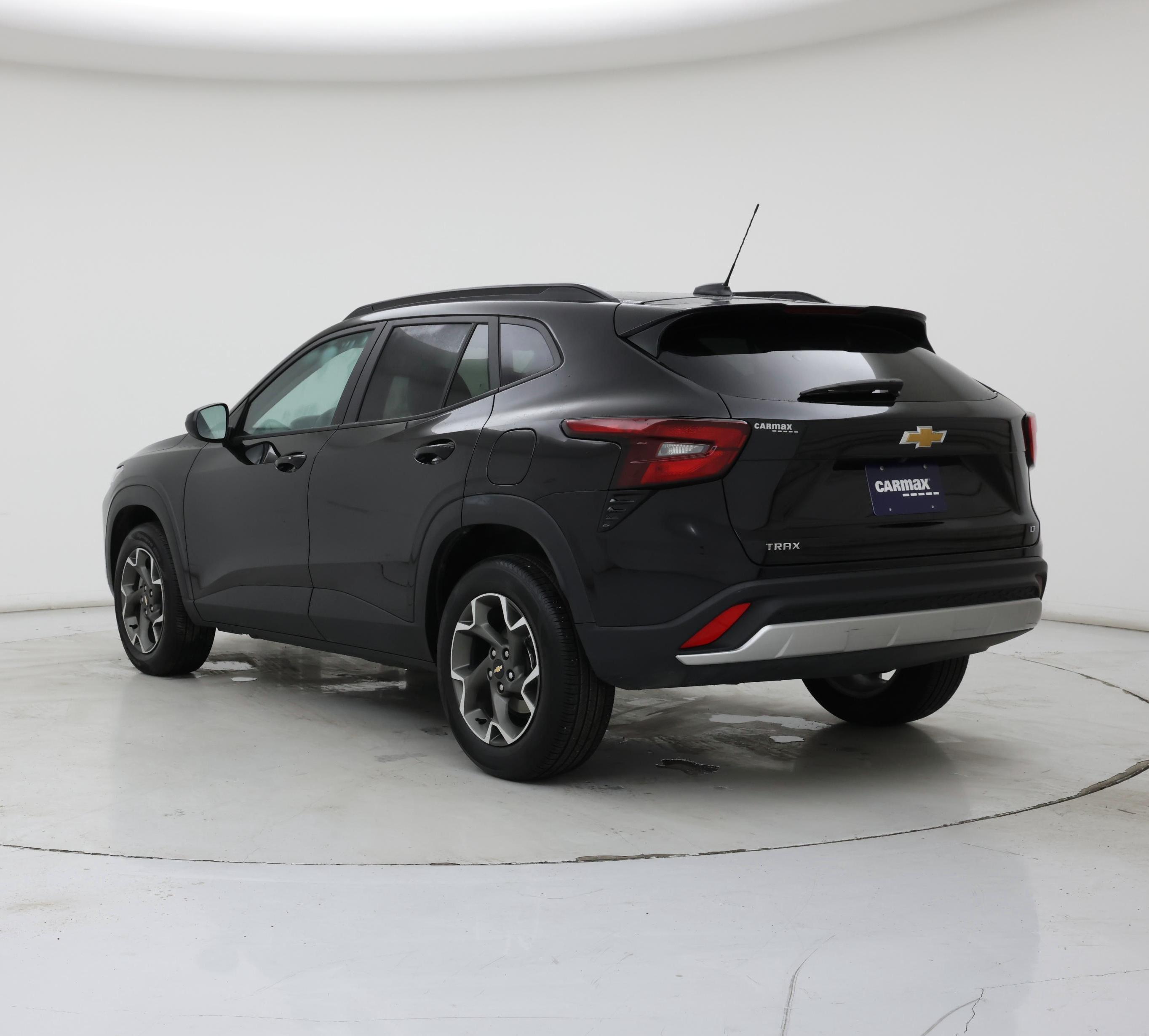 Thumbnail: 2025 Chevrolet Trax - 2