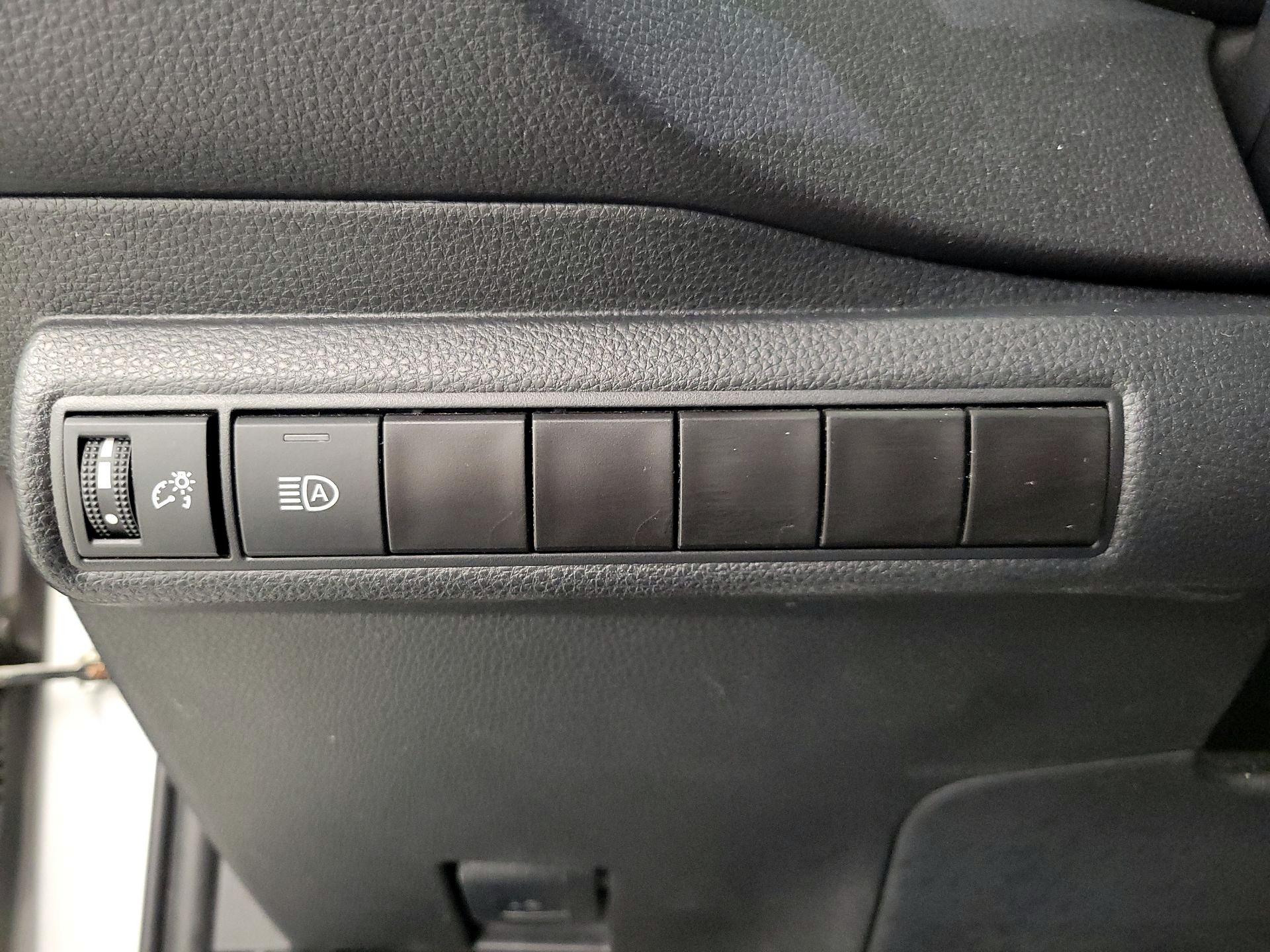 Thumbnail: 2024 Toyota Corolla - 13