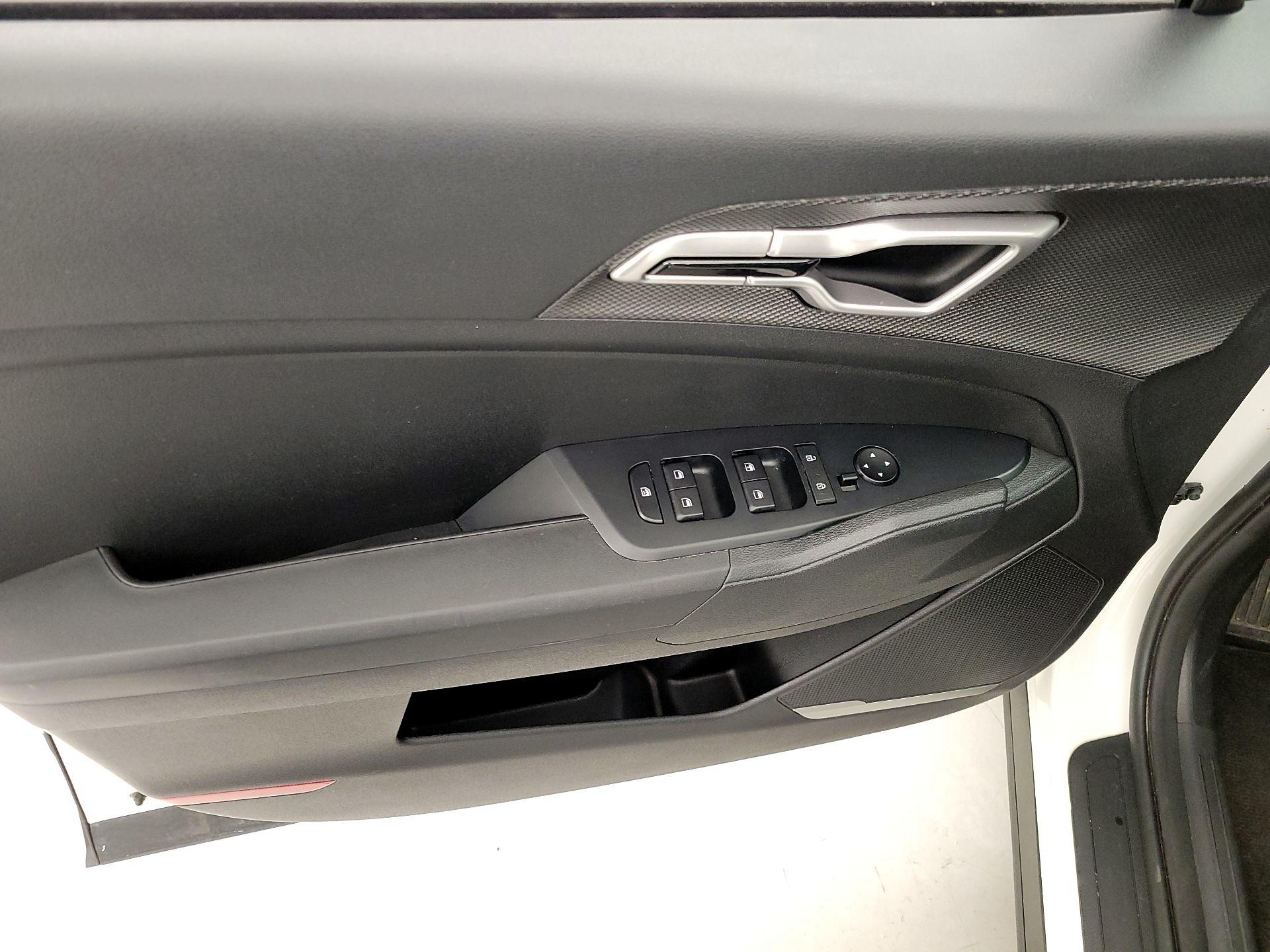 Thumbnail: 2024 Kia Sportage - 12