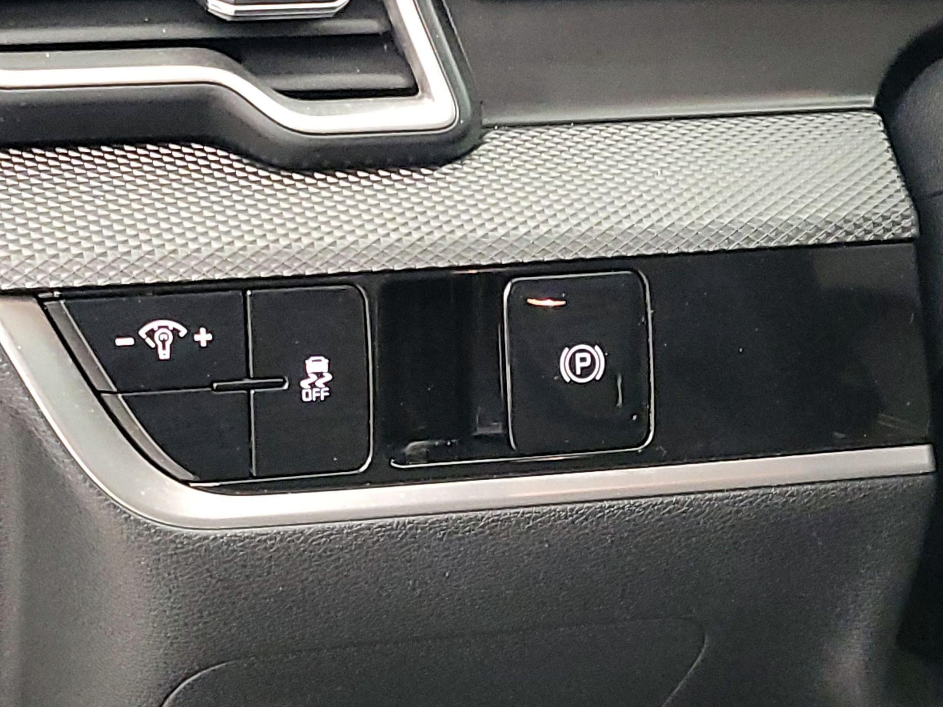 Thumbnail: 2024 Kia Sportage - 13