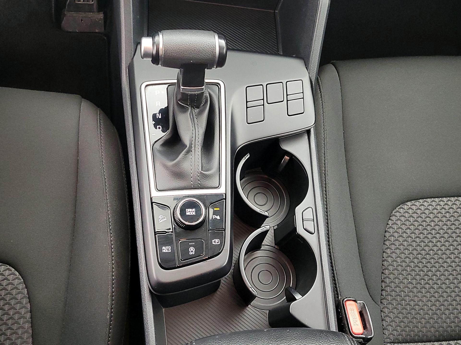 Thumbnail: 2024 Kia Sportage - 17