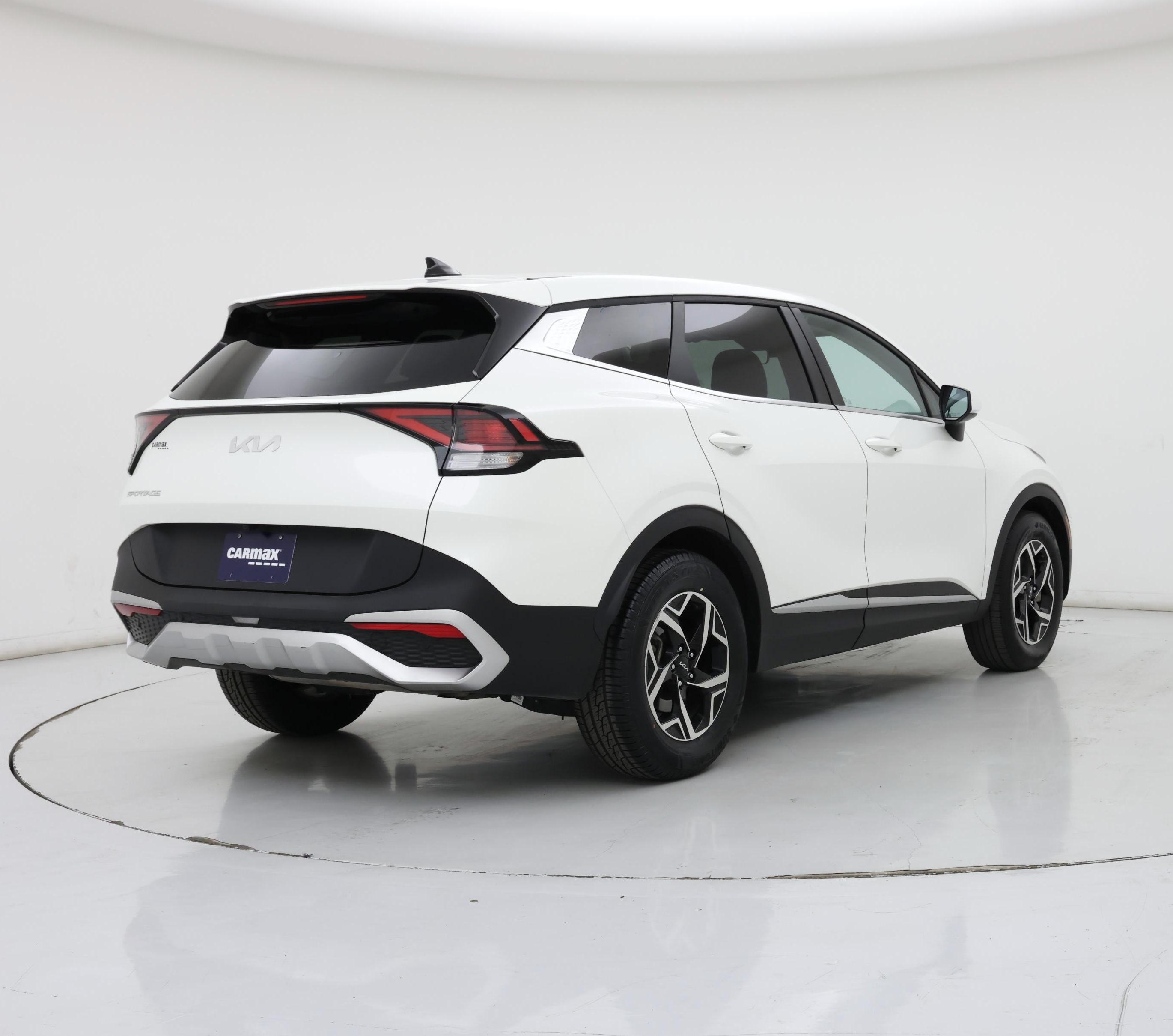 Thumbnail: 2024 Kia Sportage - 8