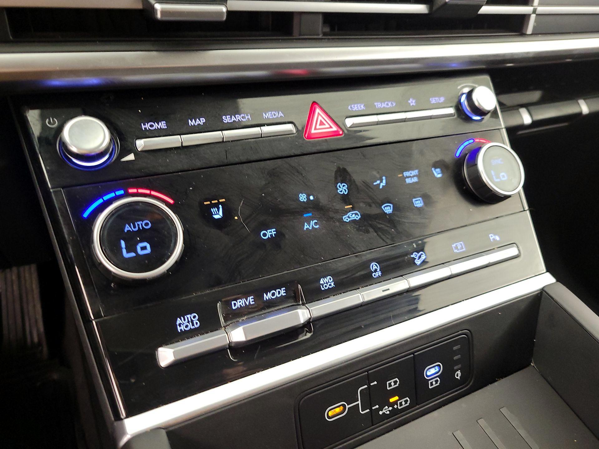 Thumbnail: 2025 Hyundai Santa Fe - 16