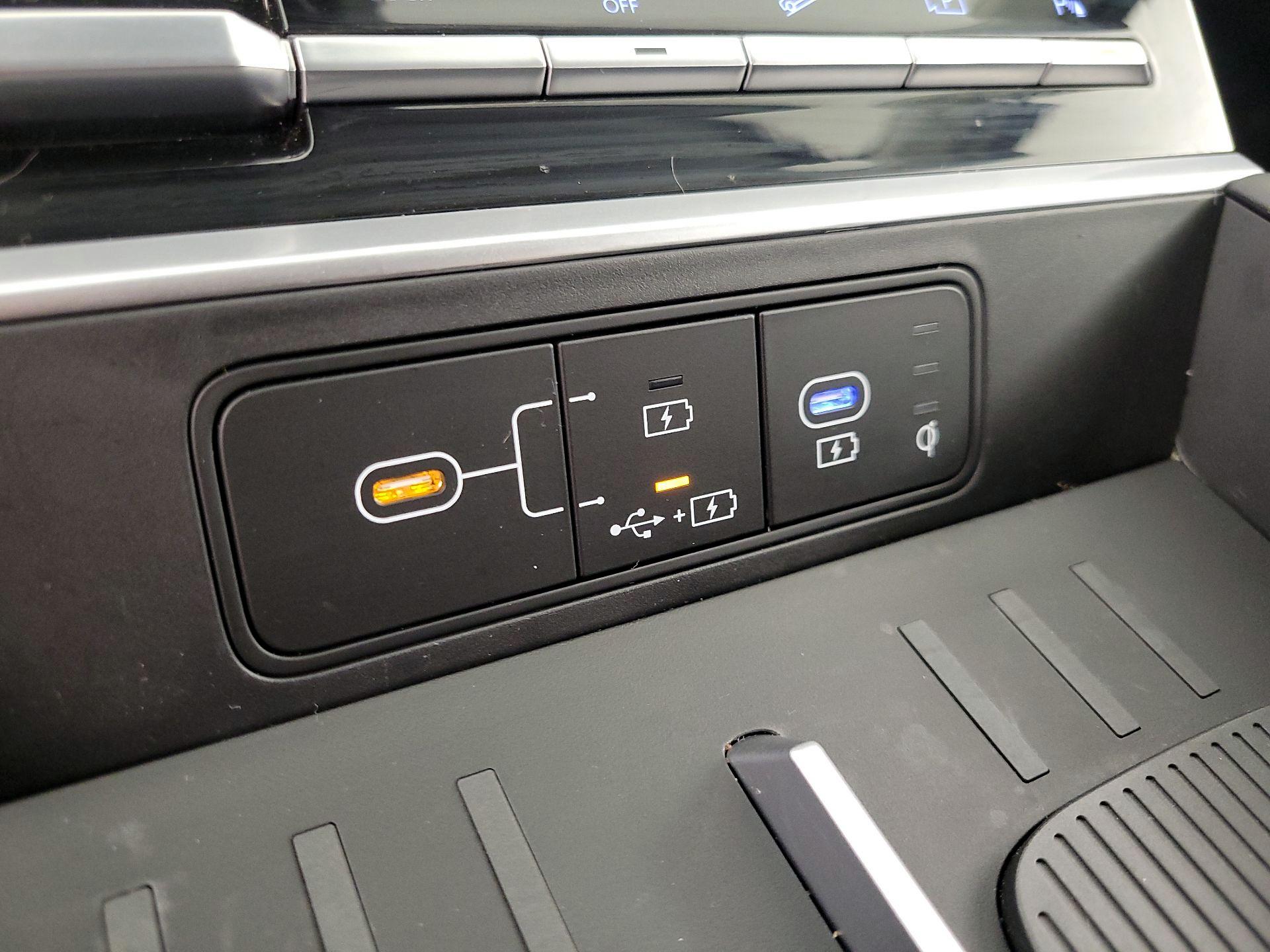 Thumbnail: 2025 Hyundai Santa Fe - 18