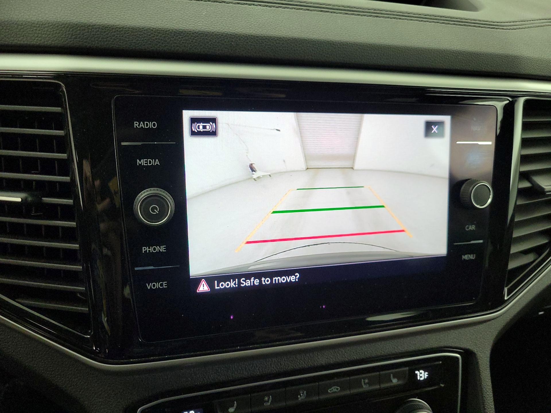 Thumbnail: 2021 Volkswagen Atlas - 14