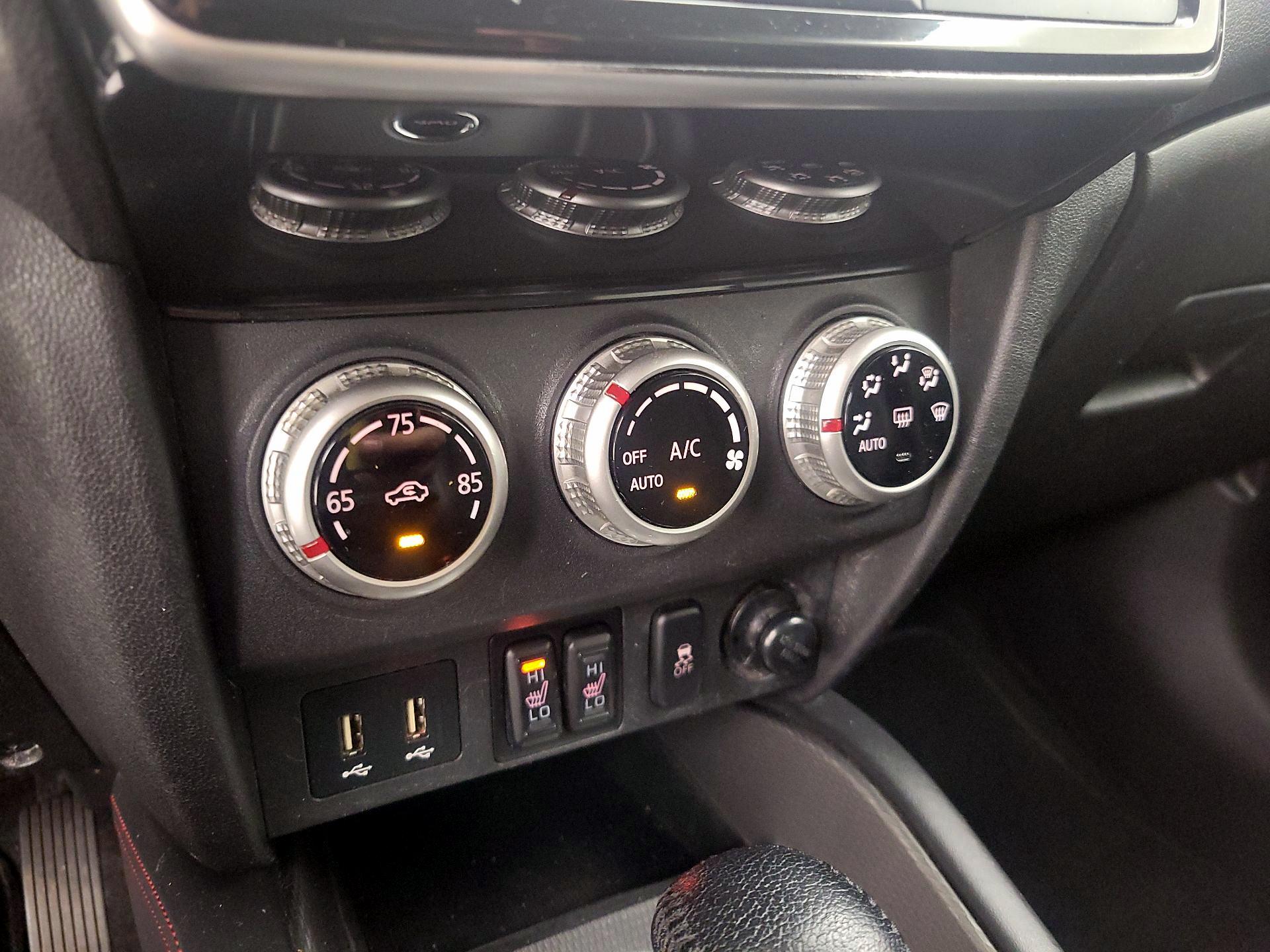 Thumbnail: 2022 Mitsubishi Outlander Sport - 16